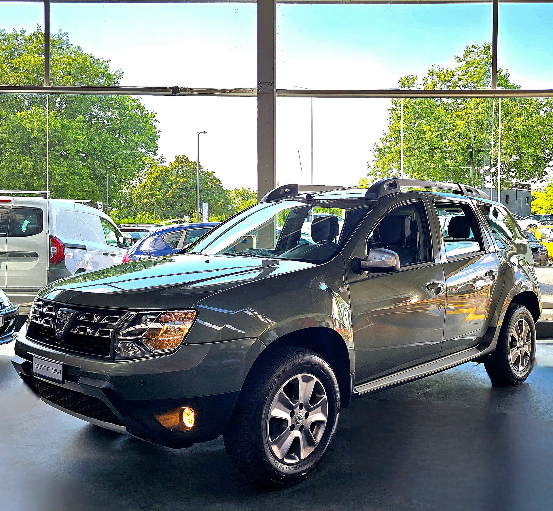 DACIA Duster 1.5 dCi Lauréate 4x4-image-2
