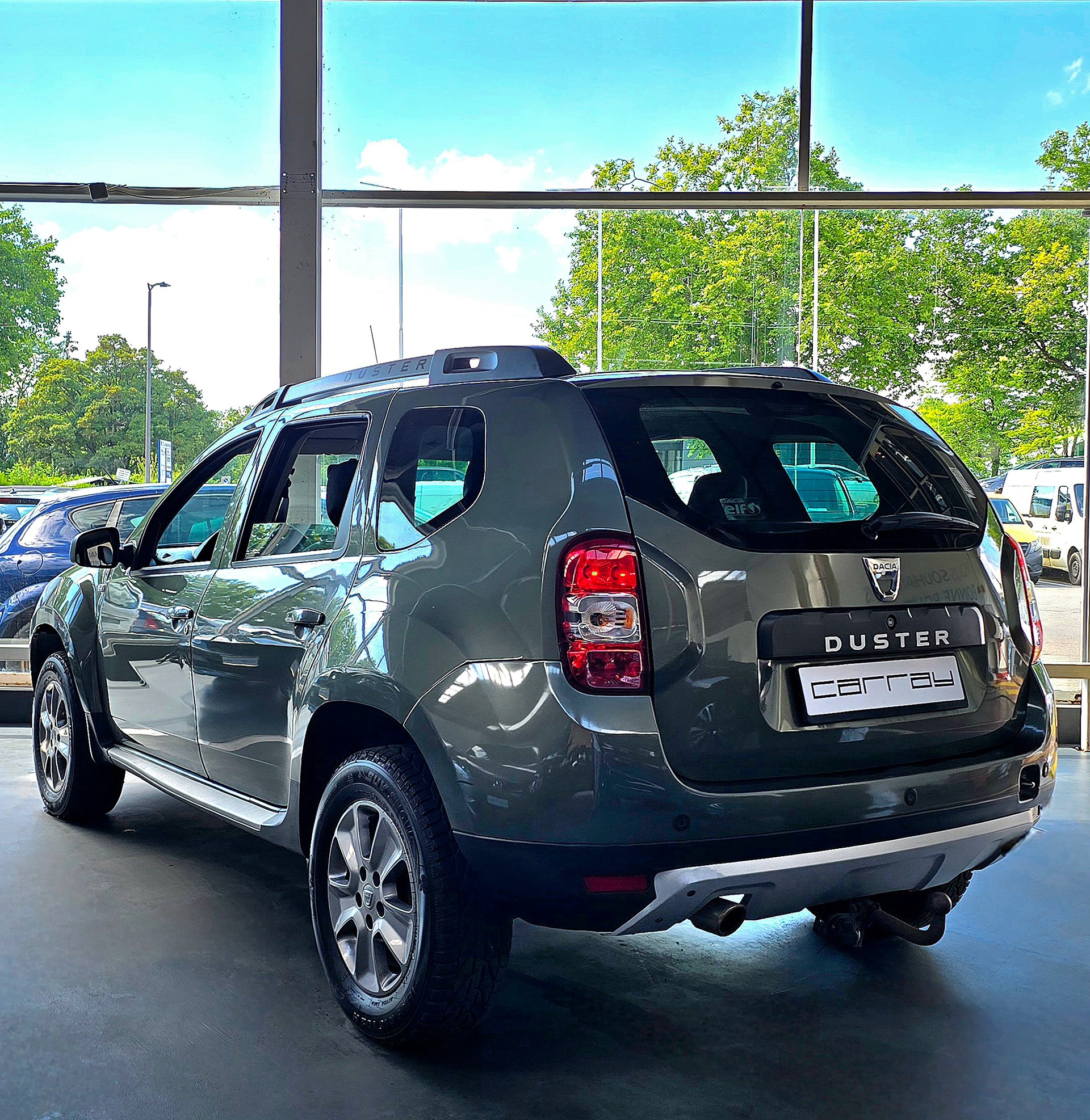 DACIA Duster 1.5 dCi Lauréate 4x4-image-5