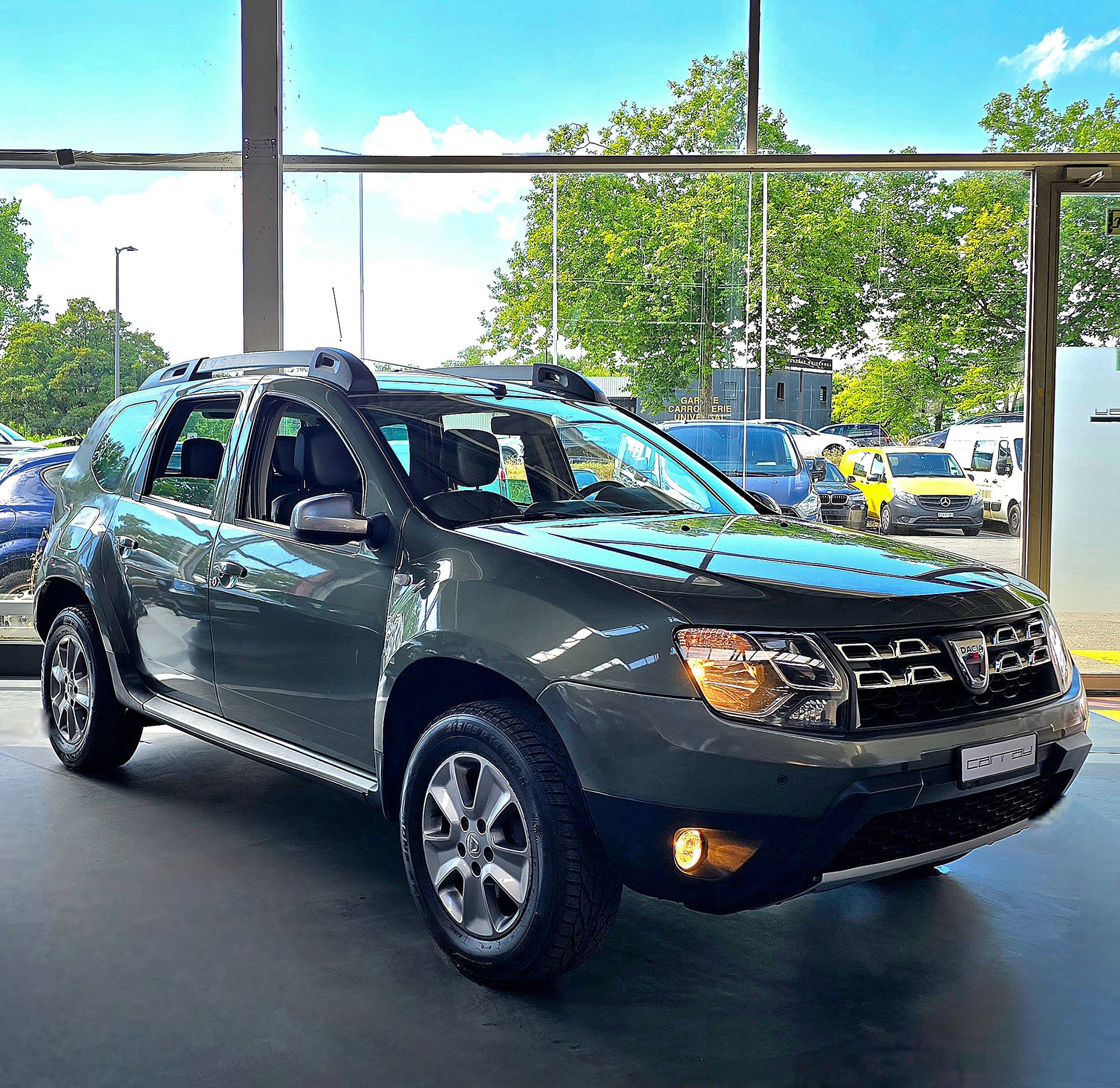 DACIA Duster 1.5 dCi Lauréate 4x4-image-14