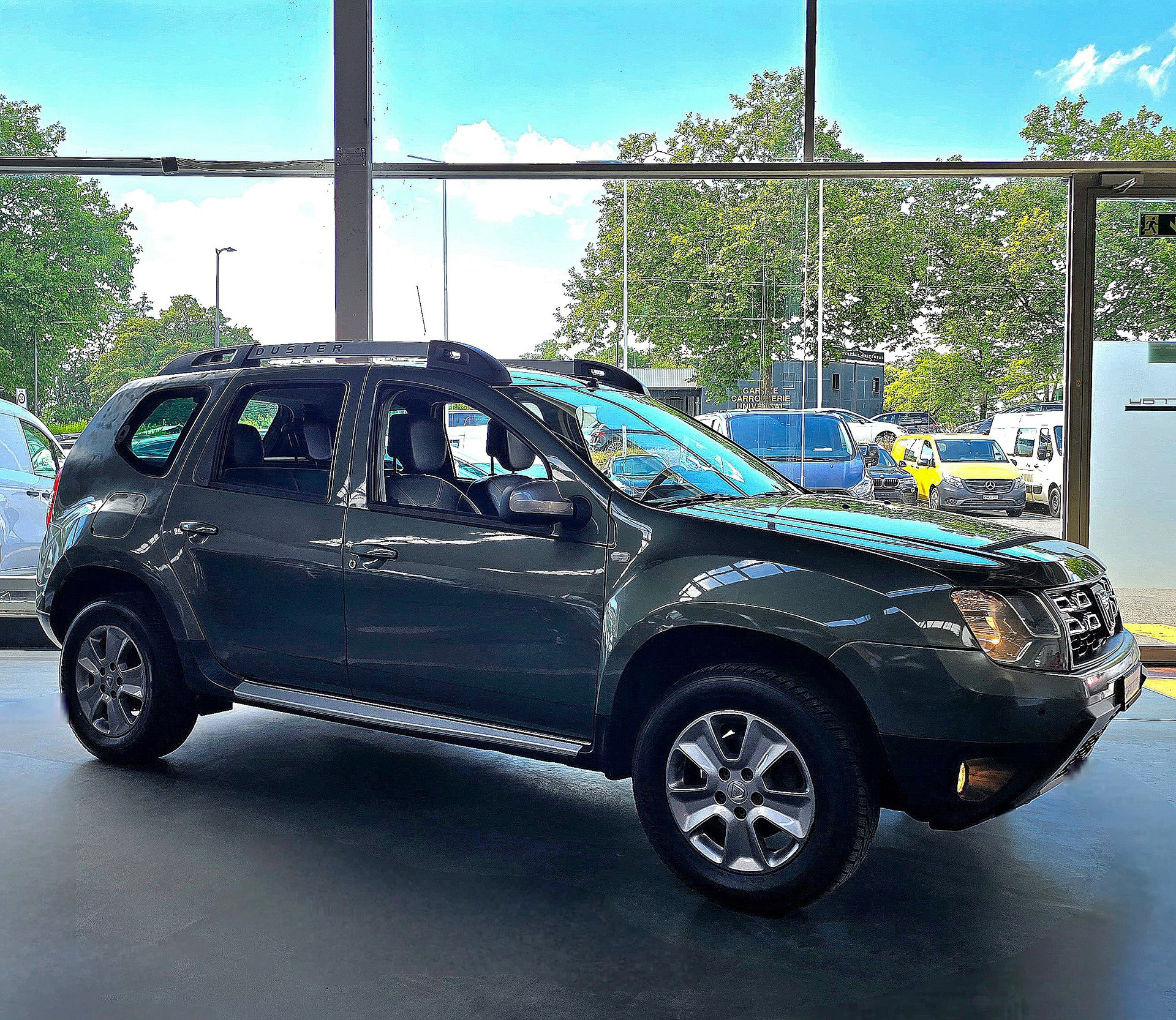 DACIA Duster 1.5 dCi Lauréate 4x4-image-13