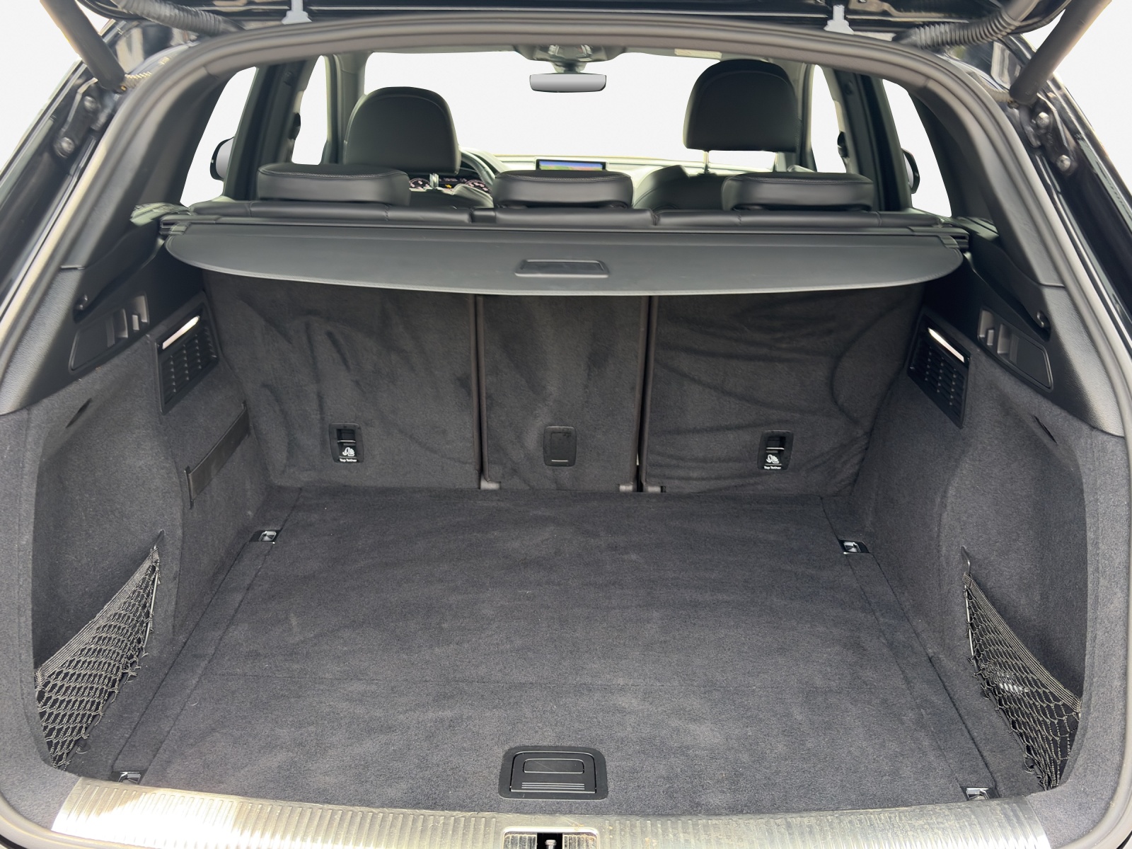 AUDI Q5 2.0 TDI sport quattro S-tronic-image-12