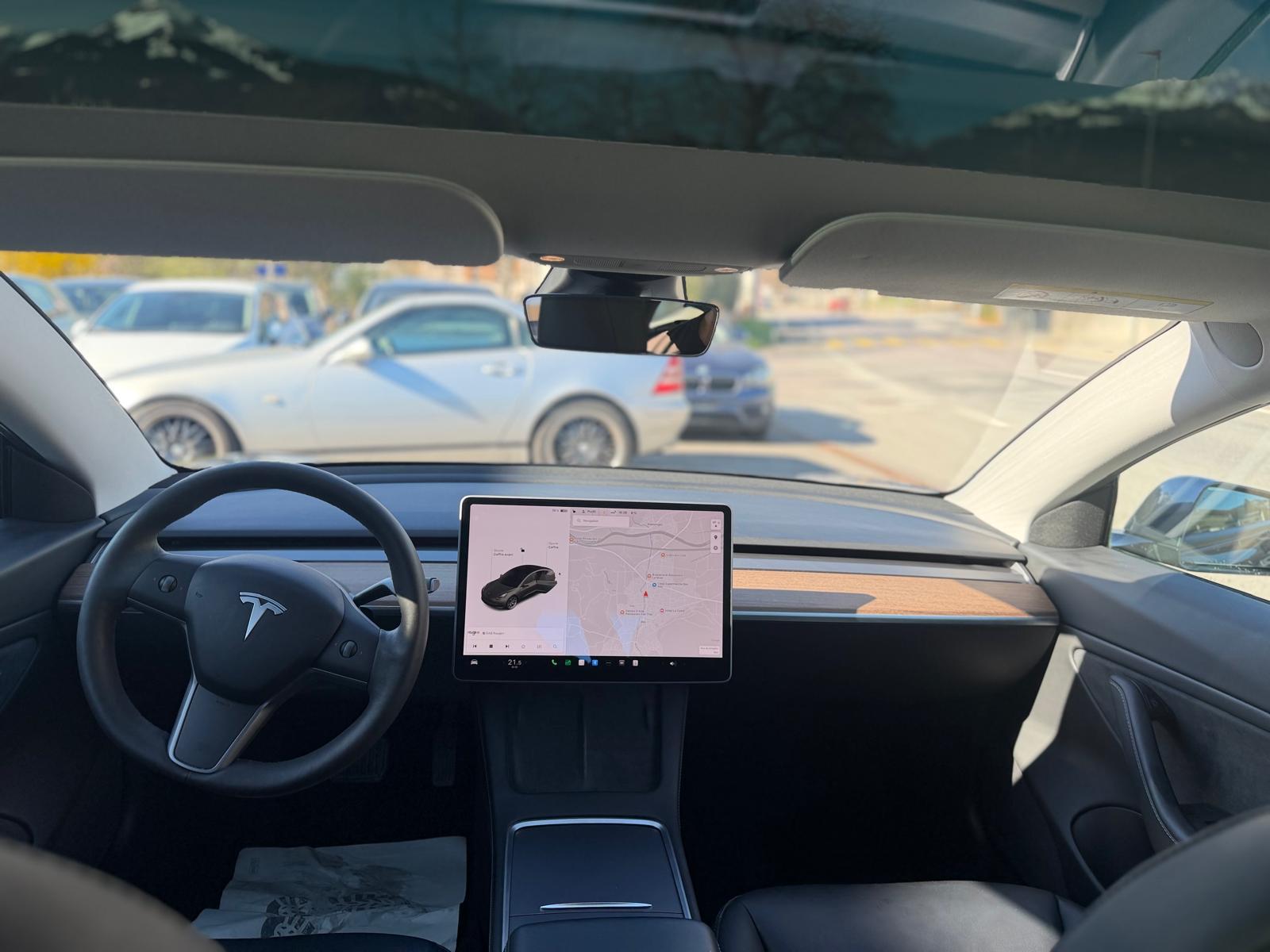 TESLA MODEL 3 Long Range Dual Motor AWD-image-9