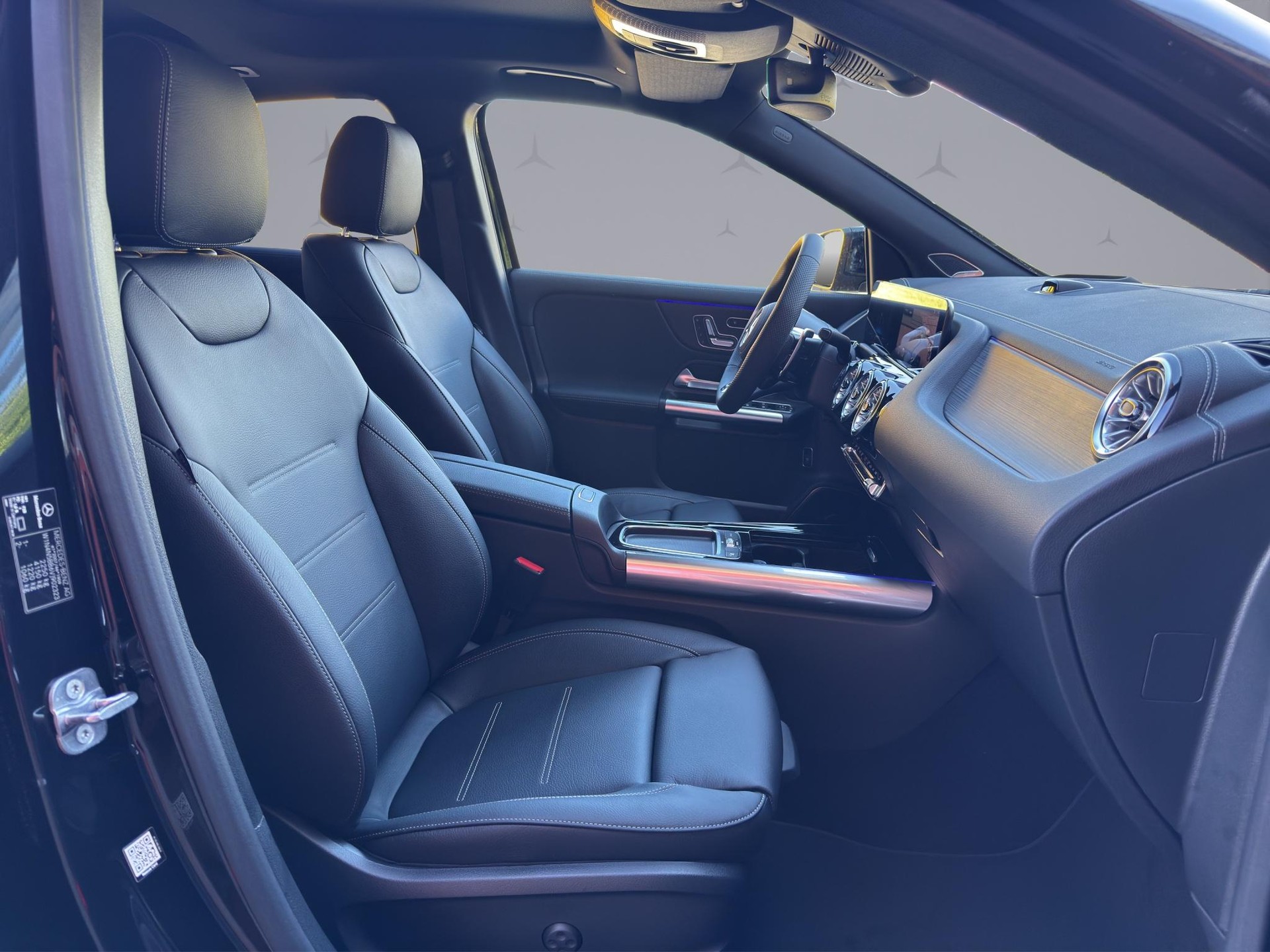 MERCEDES-BENZ GLA 35 AMG 4matic-image-16