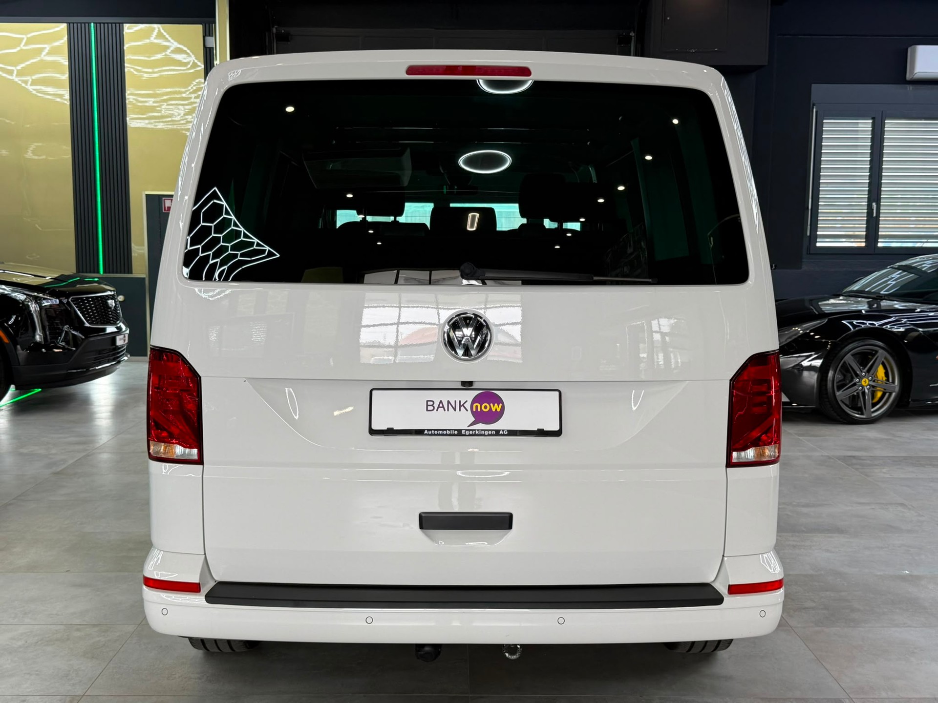 VW T6.1 Multivan 2.0 TDI Trendline Liberty DSG-image-5