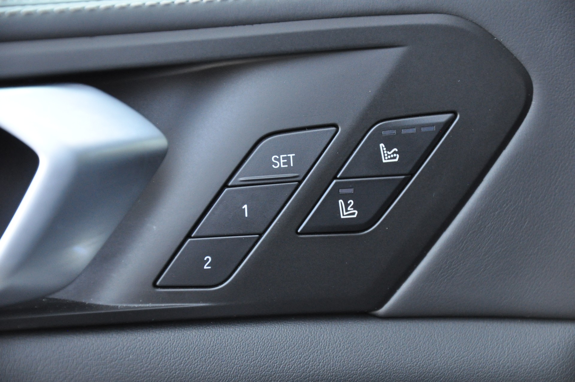 BMW X5 xDrive 48V 40d M Sport Pro Steptronic-image-13