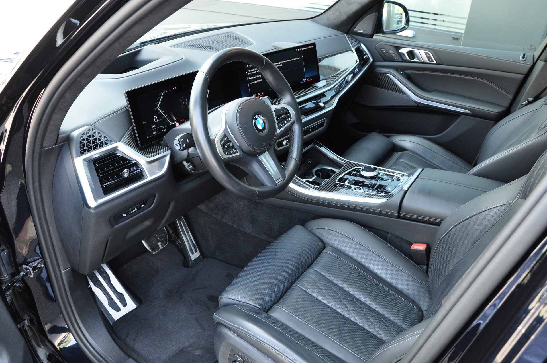 BMW X5 xDrive 48V 40d M Sport Pro Steptronic-image-10