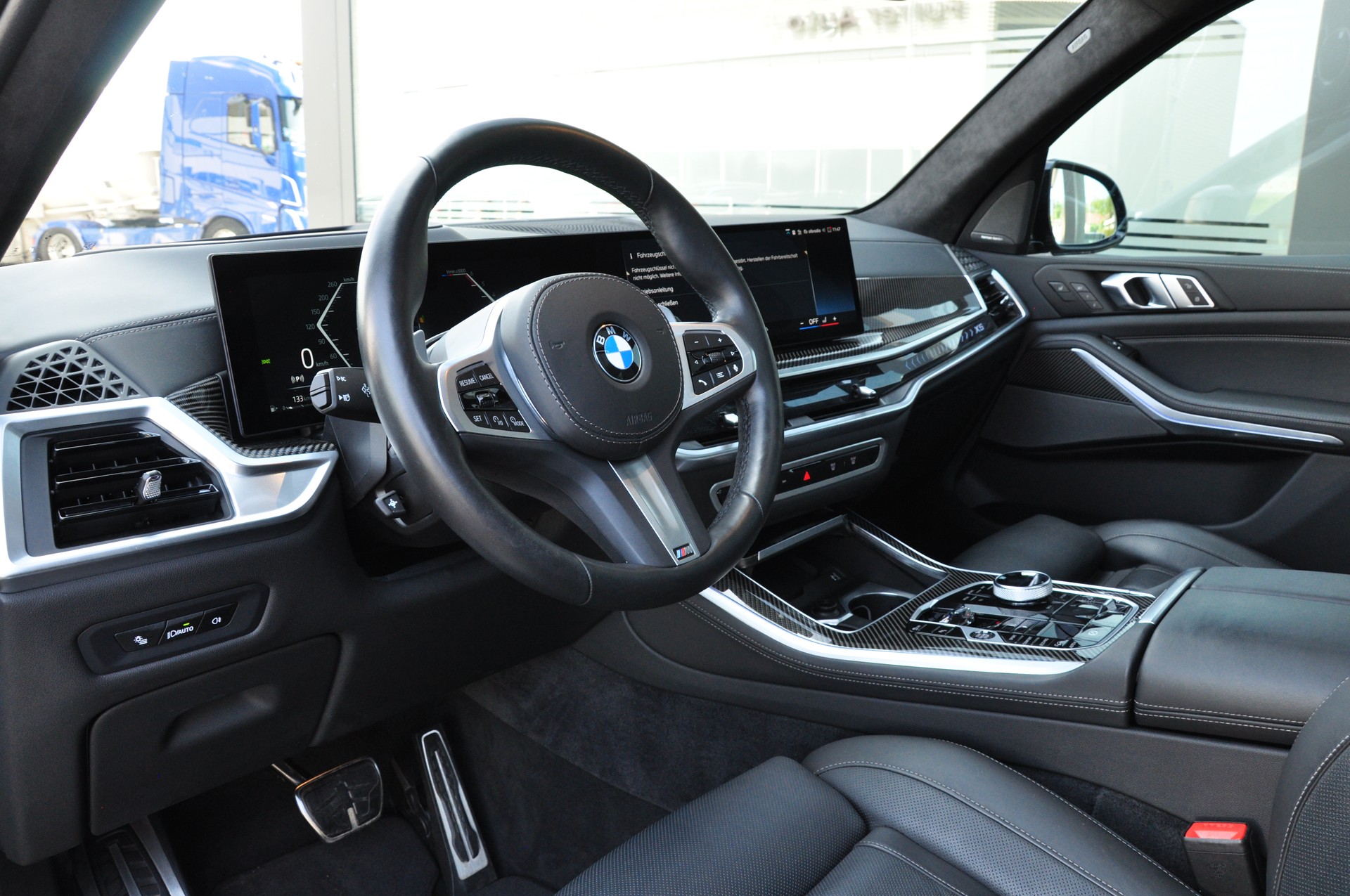 BMW X5 xDrive 48V 40d M Sport Pro Steptronic-image-11