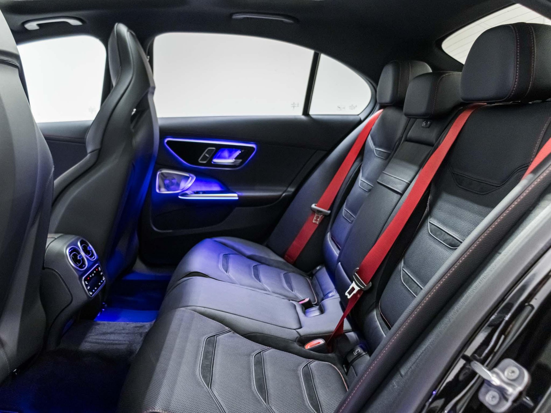 MERCEDES-BENZ C 43 AMG 4MATIC "Executive Edition"-image-7