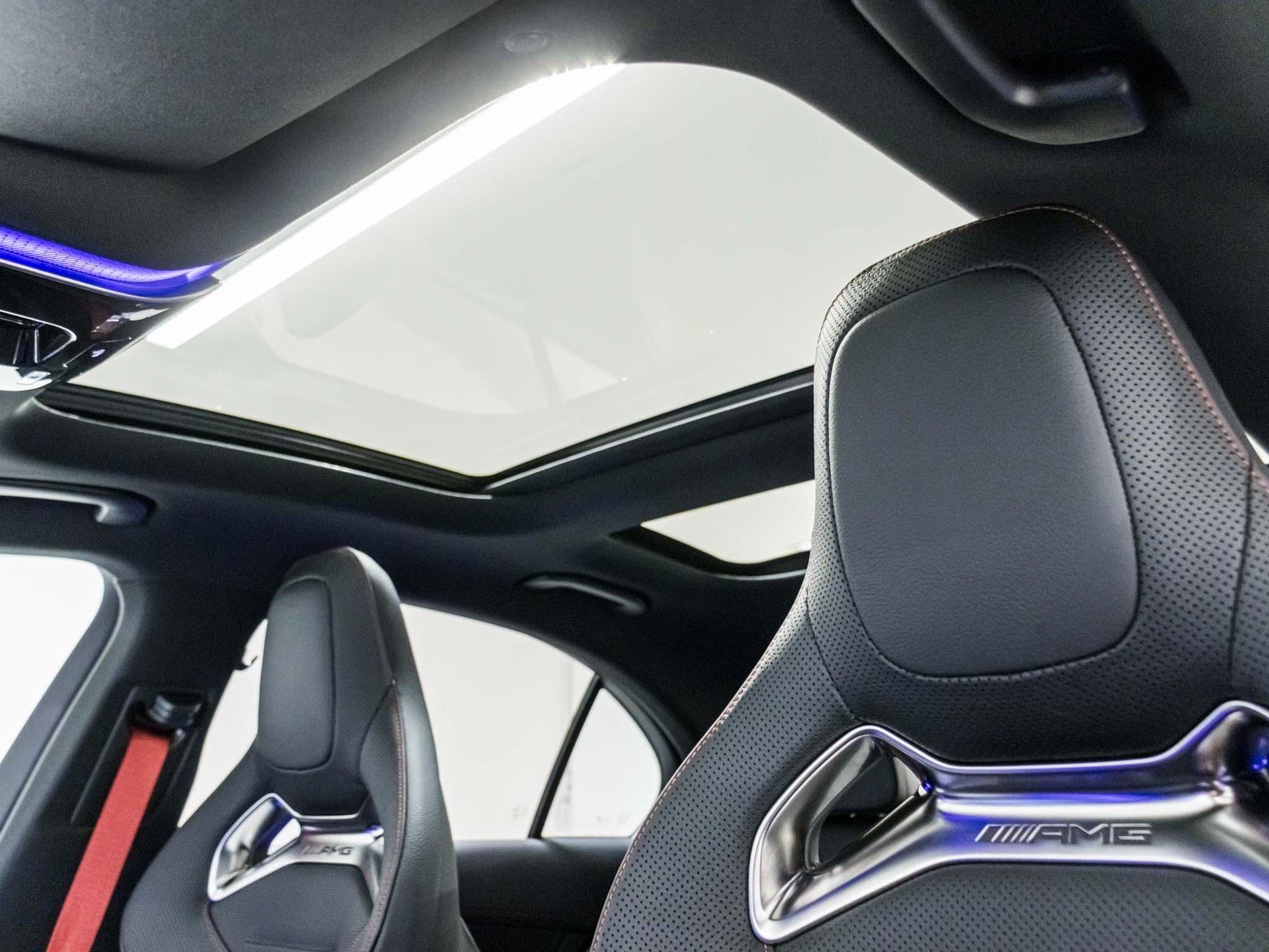 MERCEDES-BENZ C 43 AMG 4MATIC "Executive Edition"-image-8