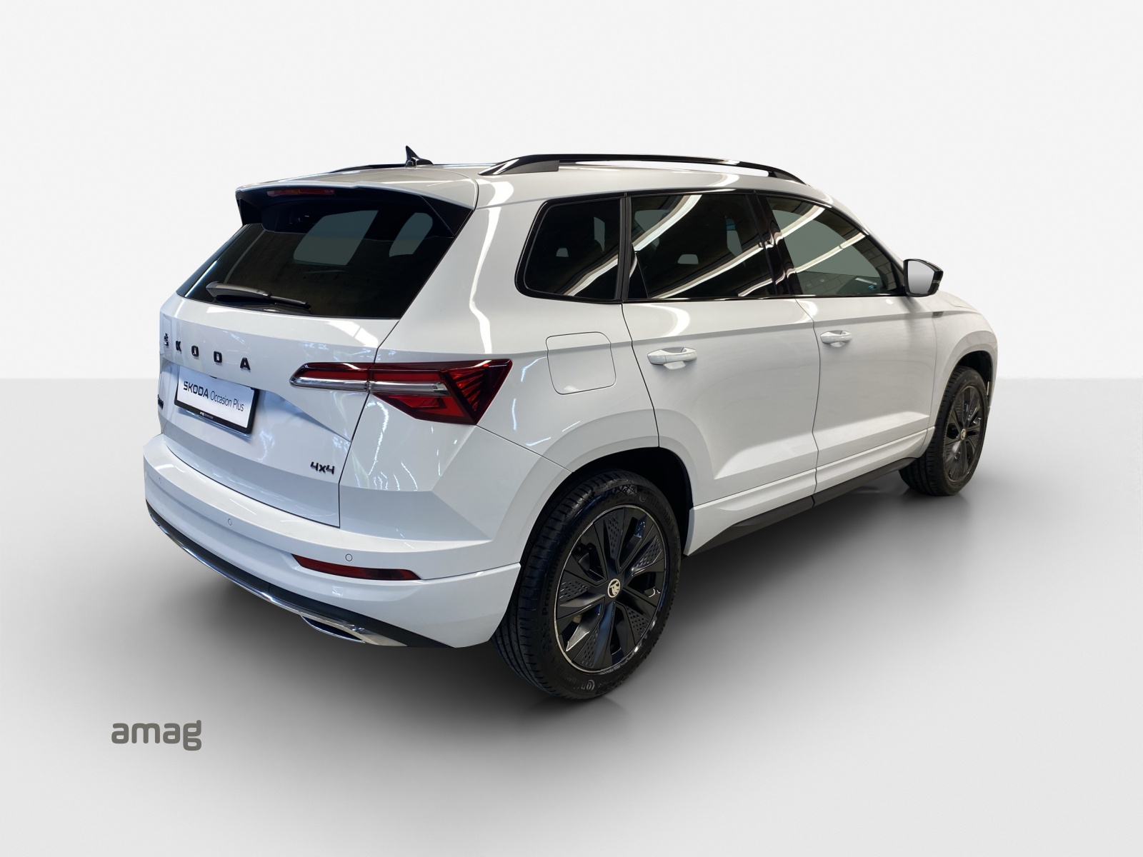 SKODA Karoq 2.0 TSI SportLine 4x4 DSG-image-4