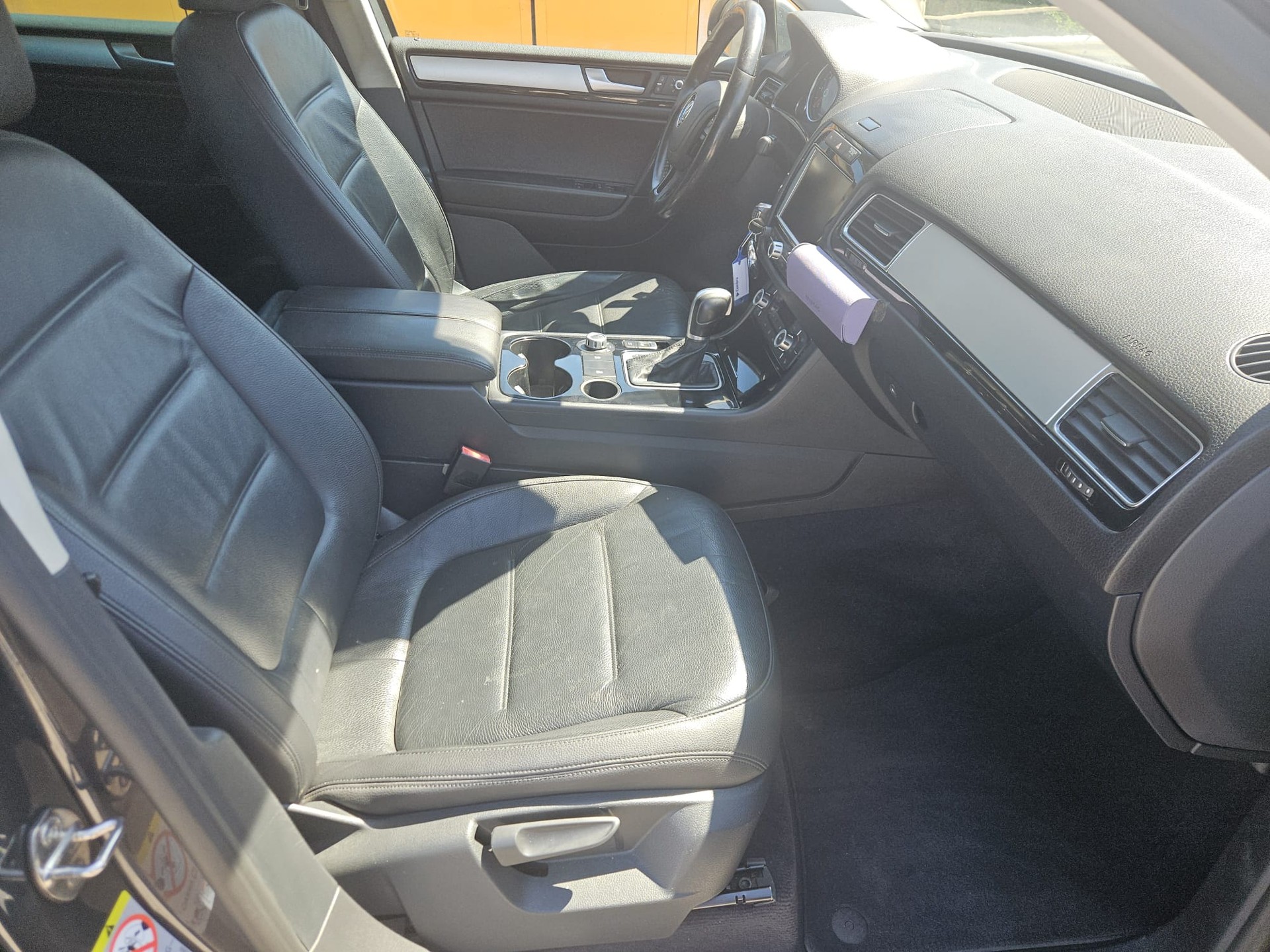 VW Touareg 3.0 TDI BlueMotion Technology Tiptronic-image-6