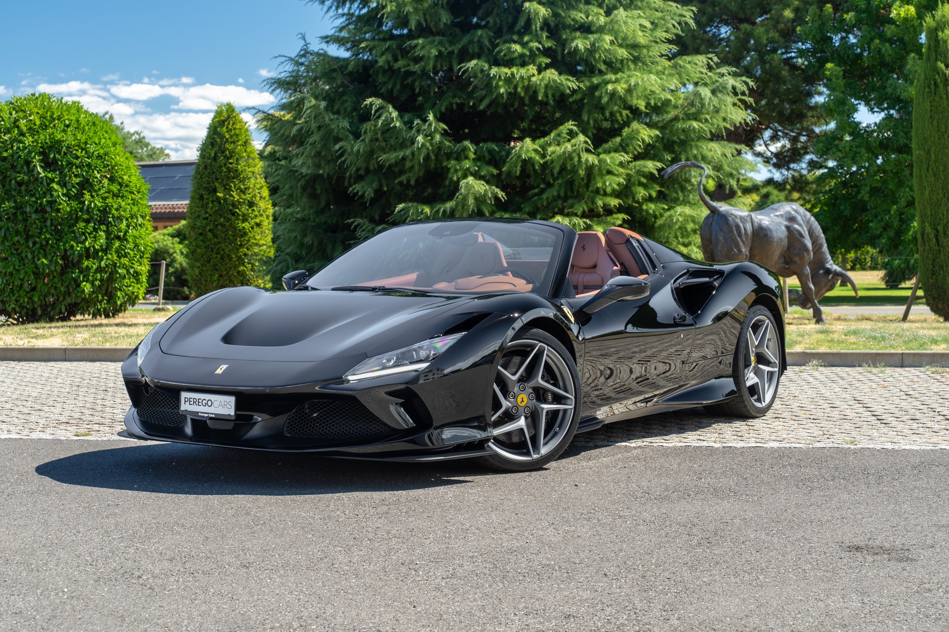 FERRARI F8 Spider-image-0