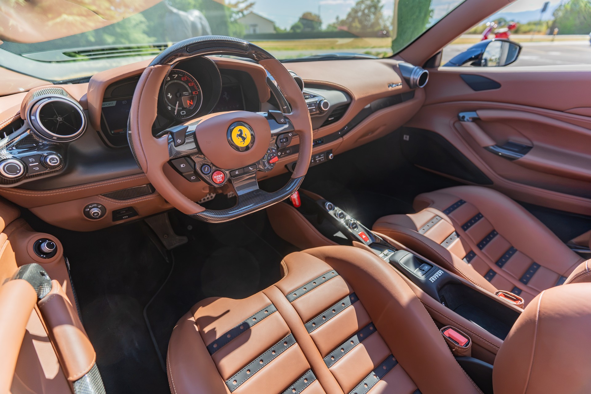 FERRARI F8 Spider-image-8