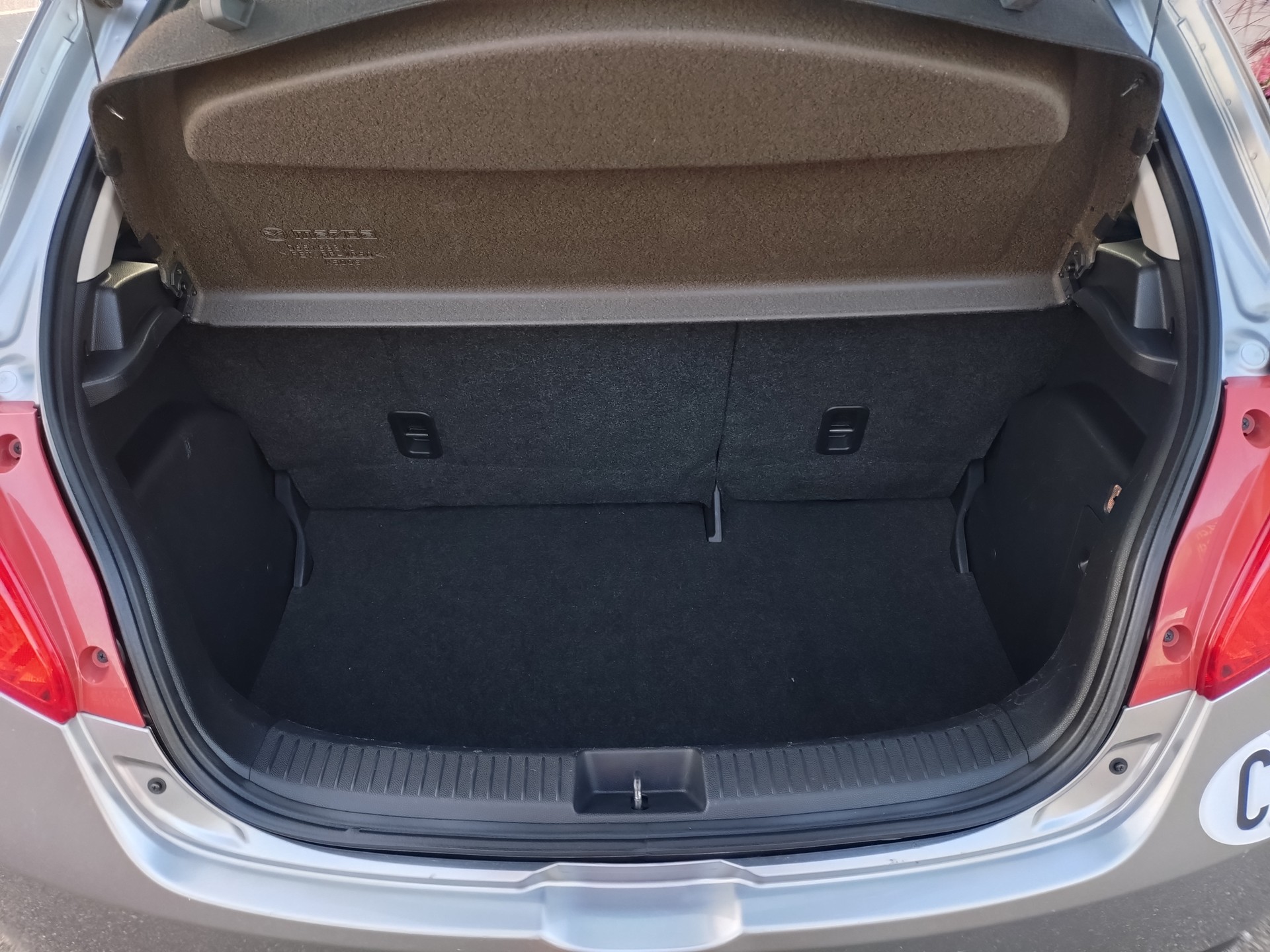 MAZDA 2 1.3i 16V Exclusive-image-14