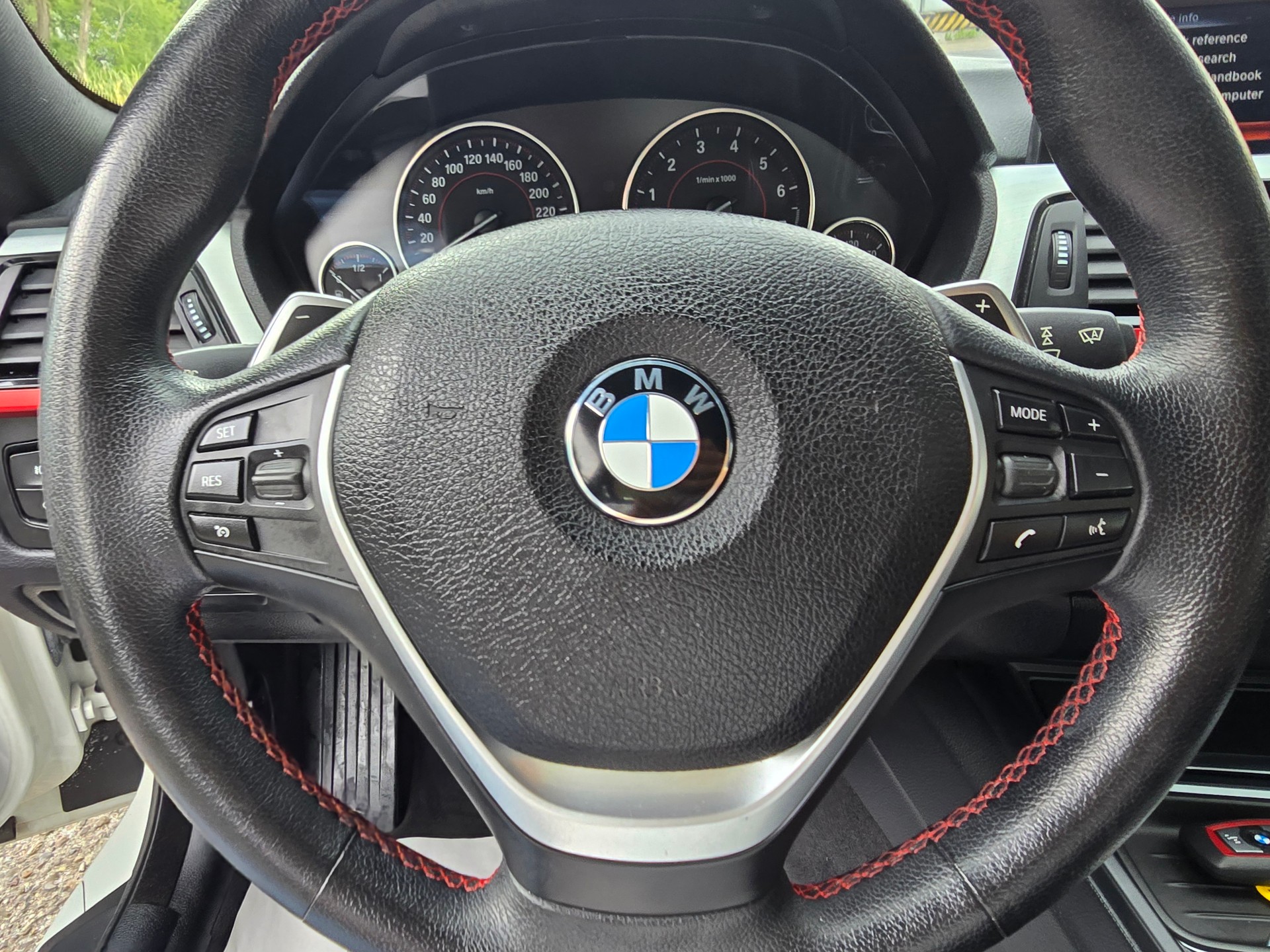 BMW 428i Coupé xDrive Luxury Line Steptronic-image-17