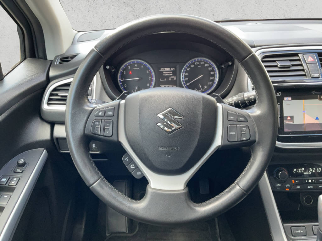 SUZUKI SX4 S-Cross 1.4 T Compact+ 4x4-image-9
