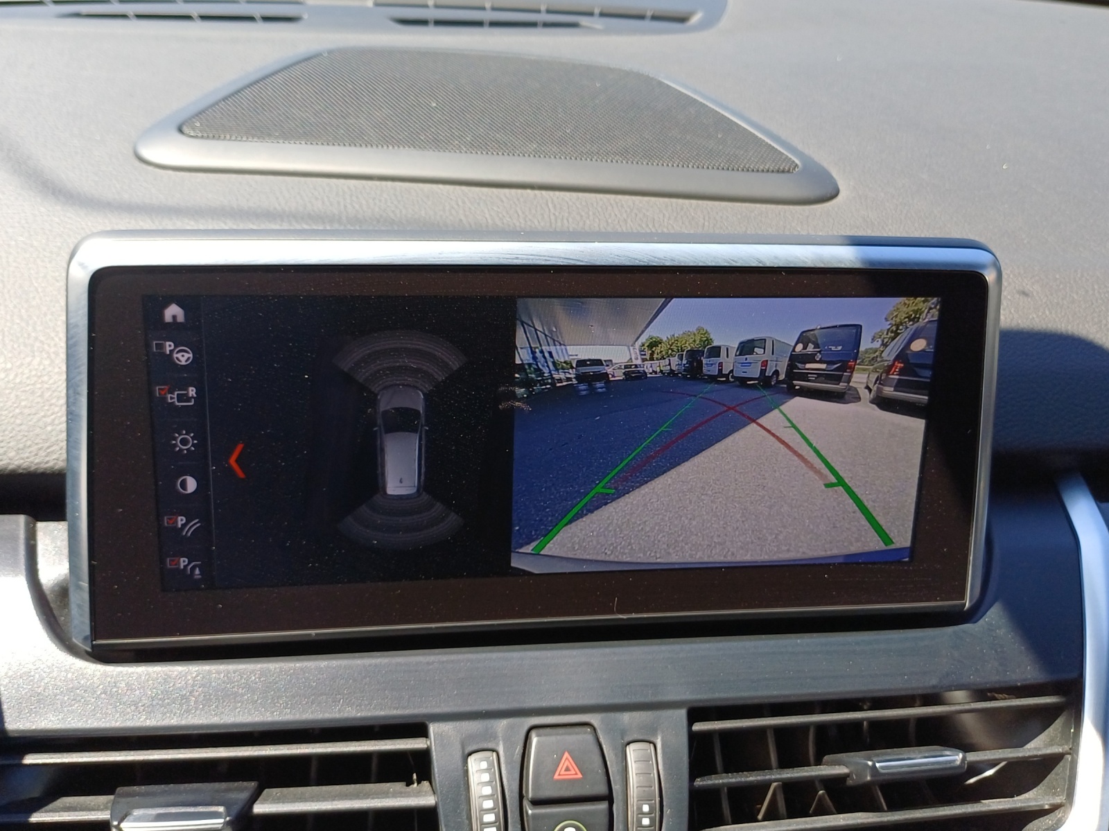 BMW 218d xDrive Gran Tourer Steptronic Sport Line-image-15