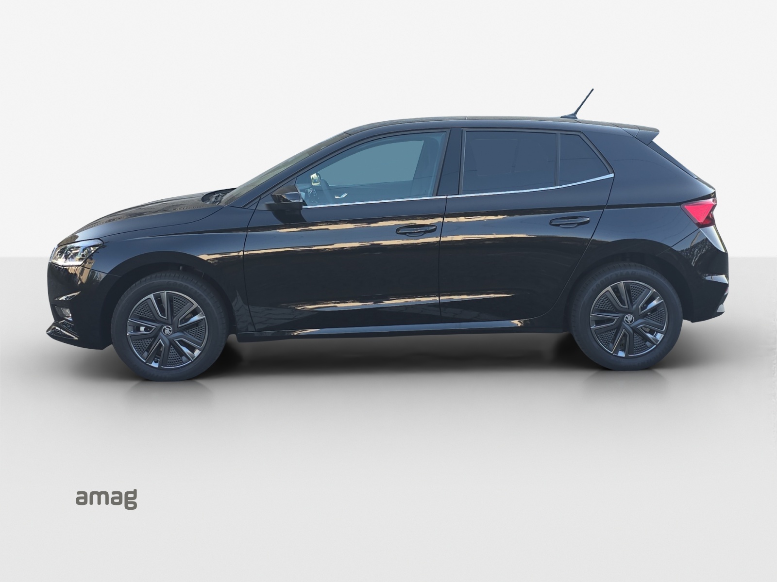 SKODA Fabia 1.5 TSI Dynamic DSG-image-1