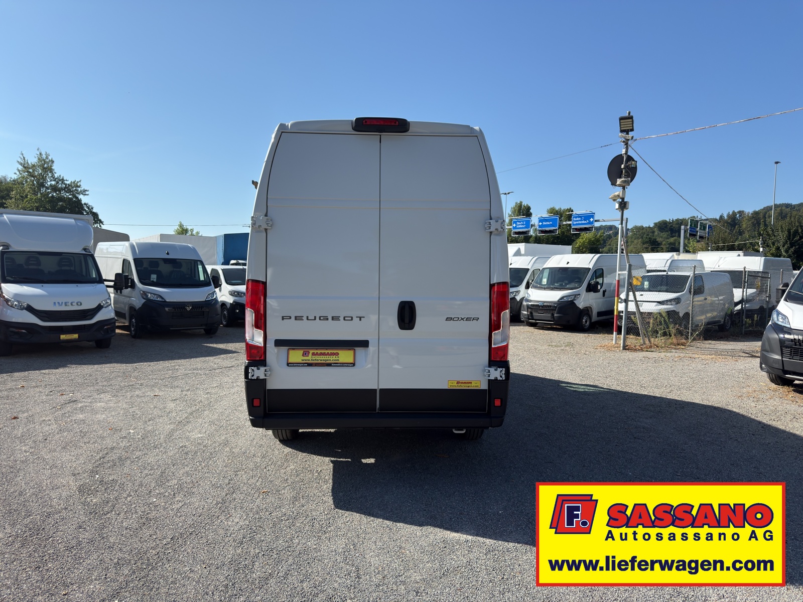 PEUGEOT Boxer 335+ Heavy 2.2 BlueHDI 180 PS L4H3-image-7