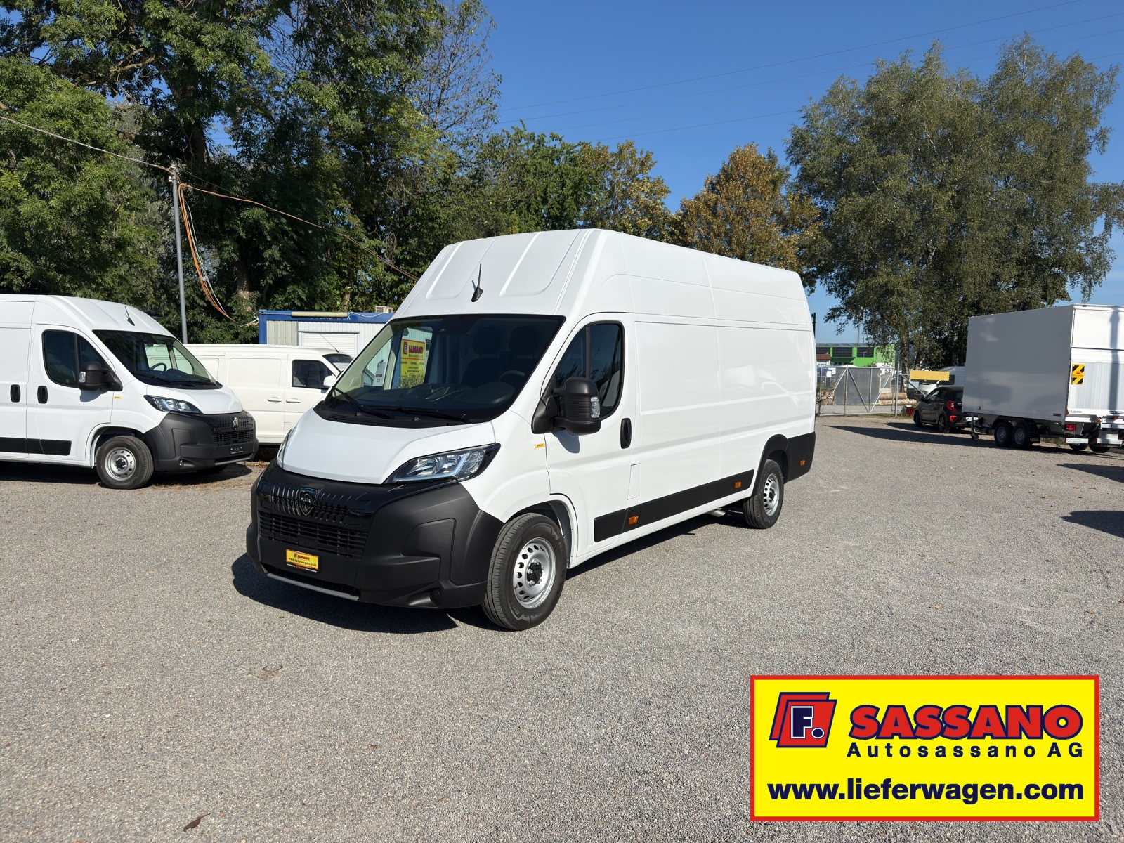 PEUGEOT Boxer 335+ Heavy 2.2 BlueHDI 180 PS L4H3-image-1