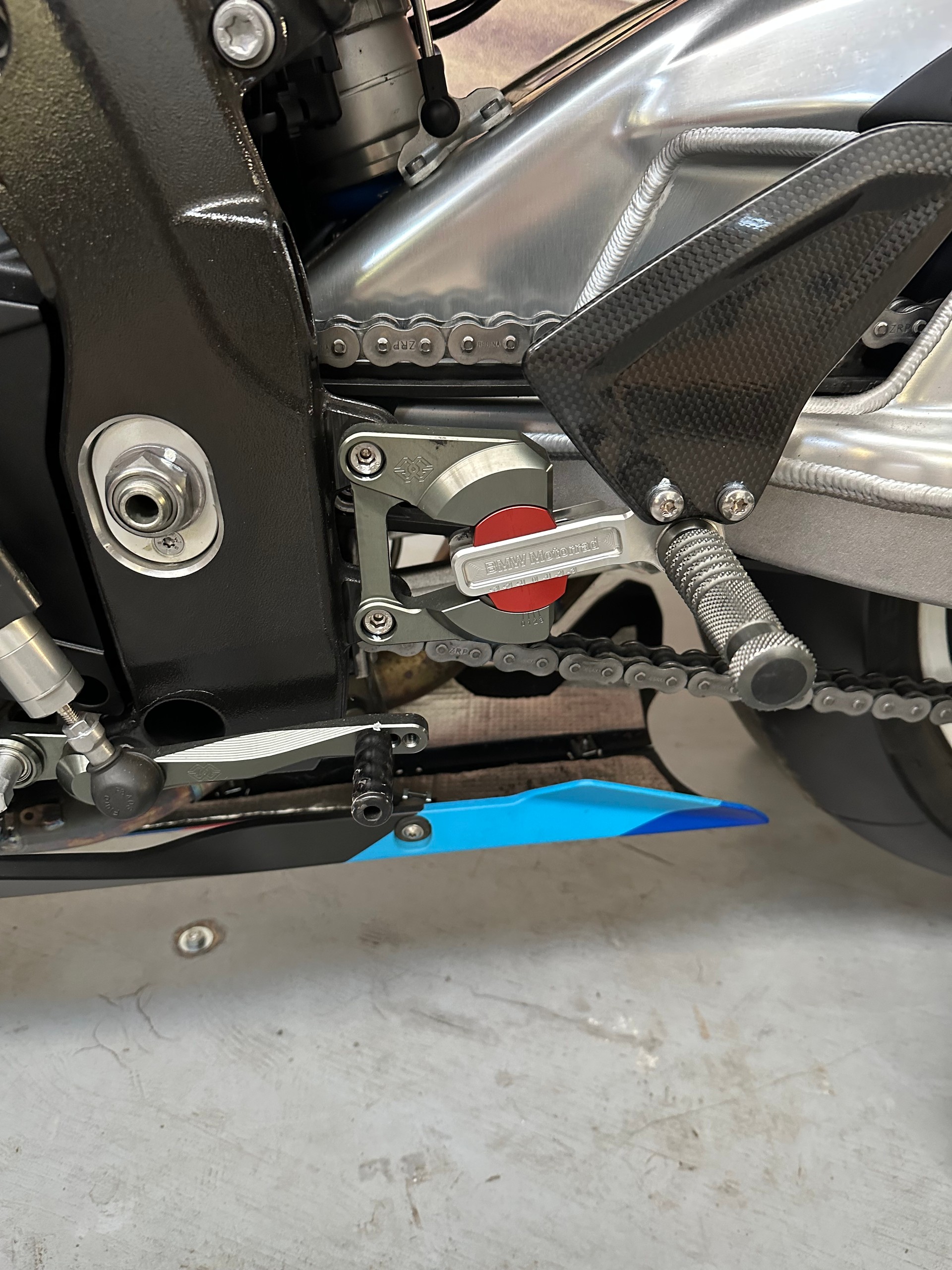BMW HP4 ABS + DTC Rennstrecken Umbau-image-8
