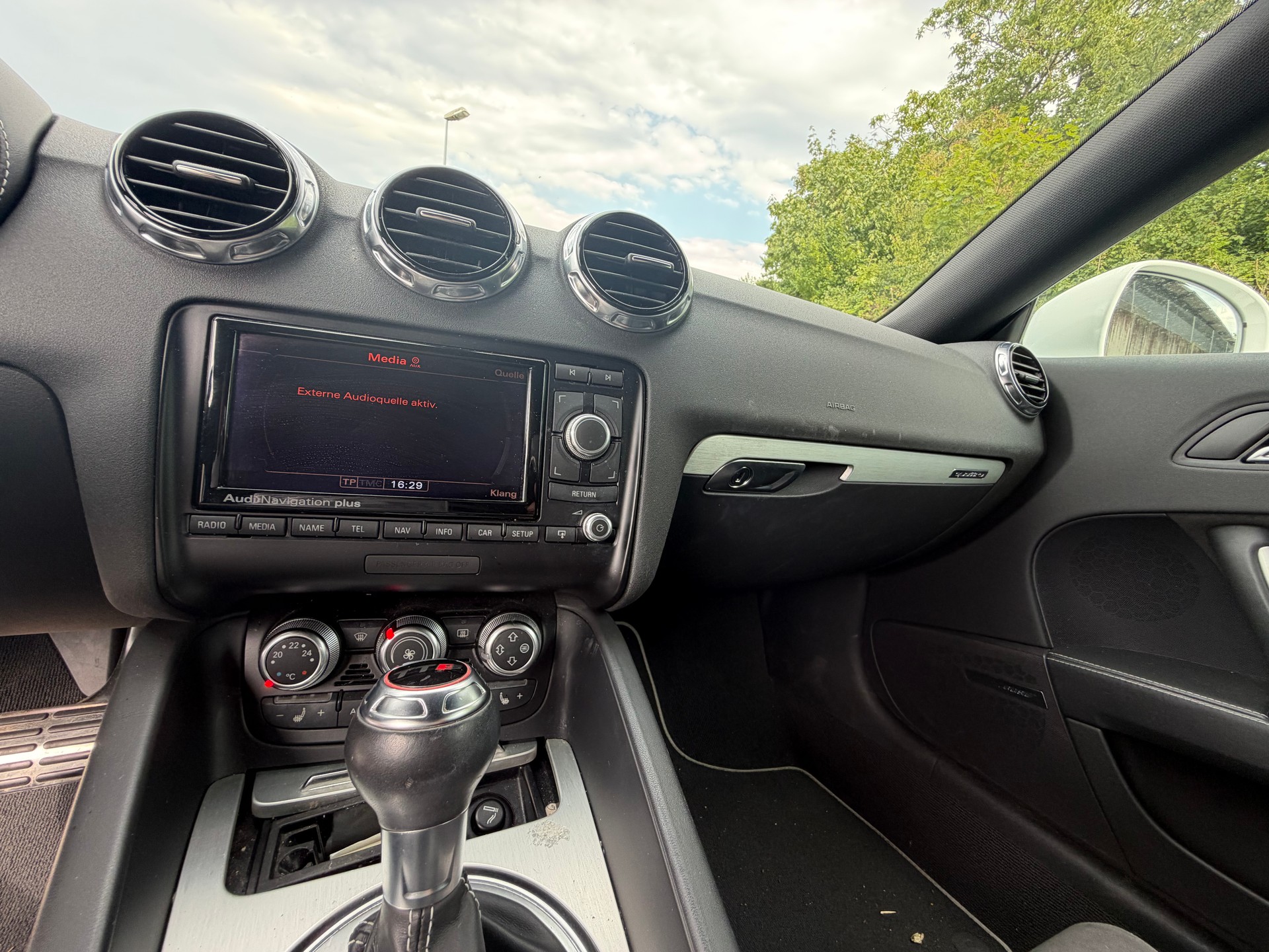AUDI TTS Coupé 2.0 TFSI quattro S-tronic-image-7