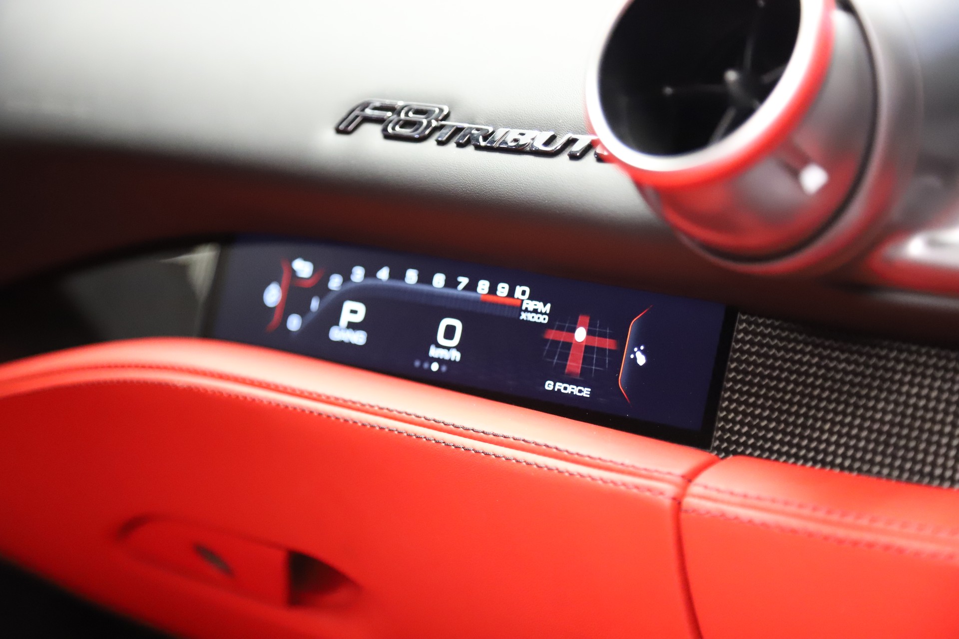 FERRARI F8 Tributo-image-13