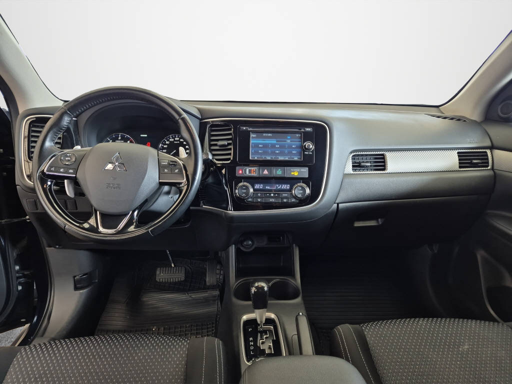 MITSUBISHI Outlander 2.2 DID Diamond-image-10