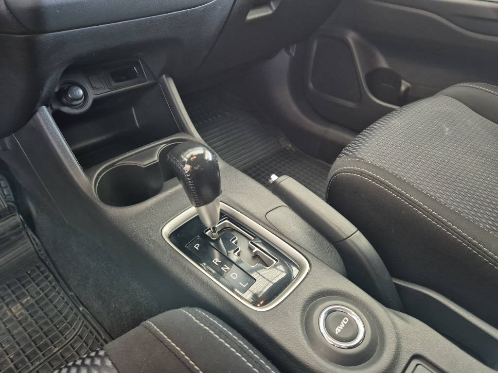 MITSUBISHI Outlander 2.2 DID Diamond-image-9