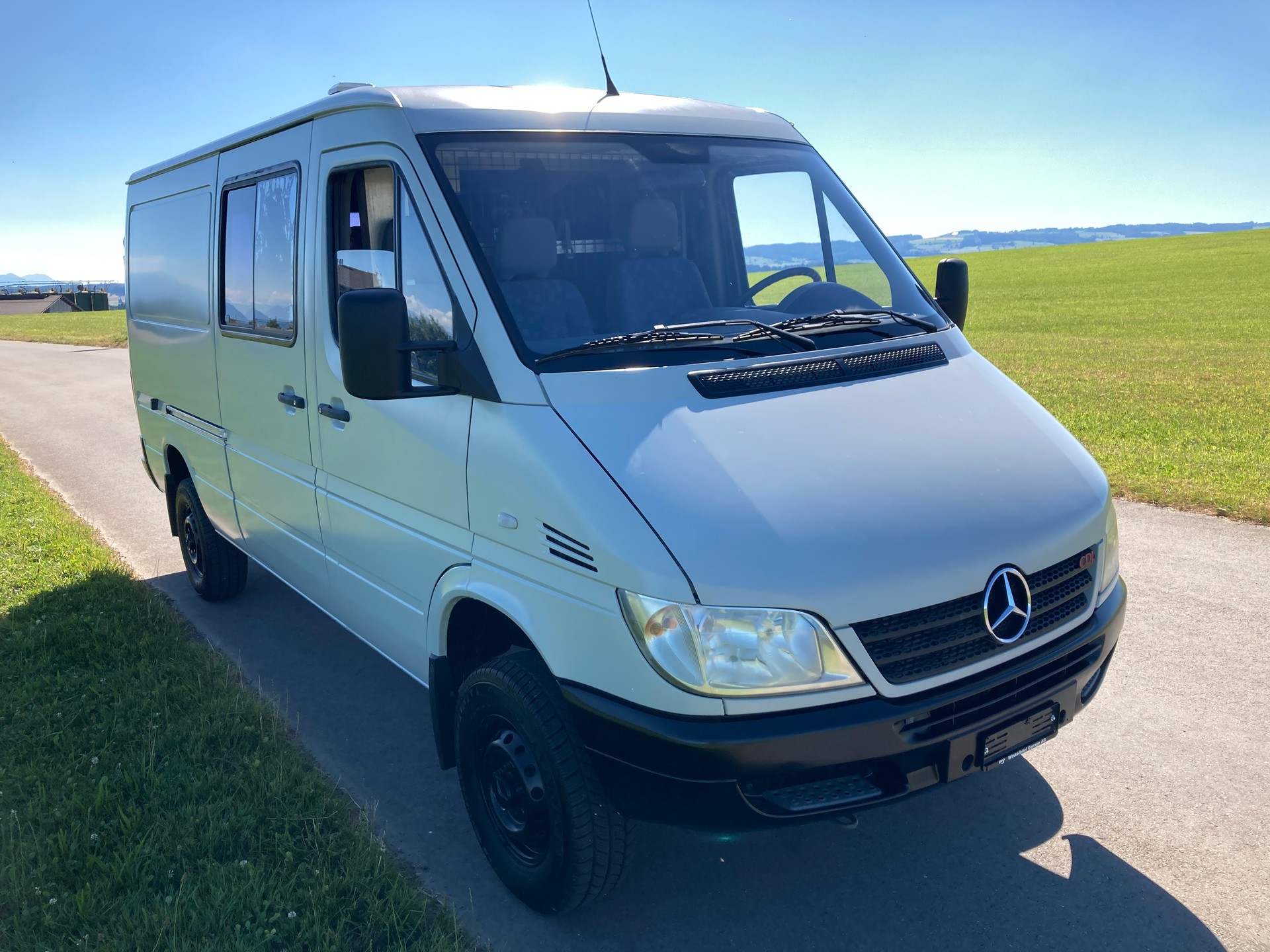 MERCEDES-BENZ Sprinter 313 CDI 4x4 mit Geländeuntersetzung-image-1