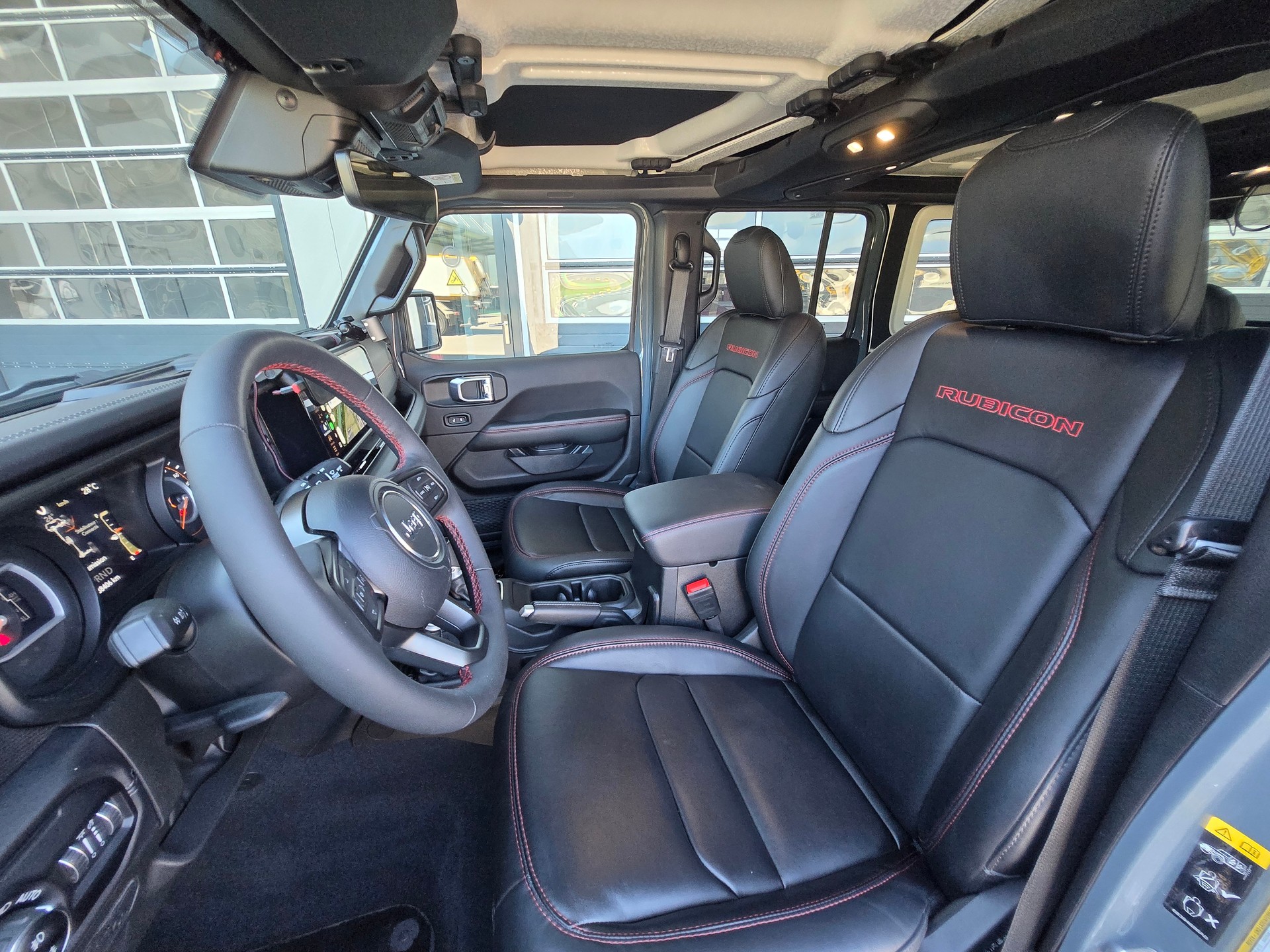 JEEP 2.0 Turbo Rubicon Unlimited-image-3