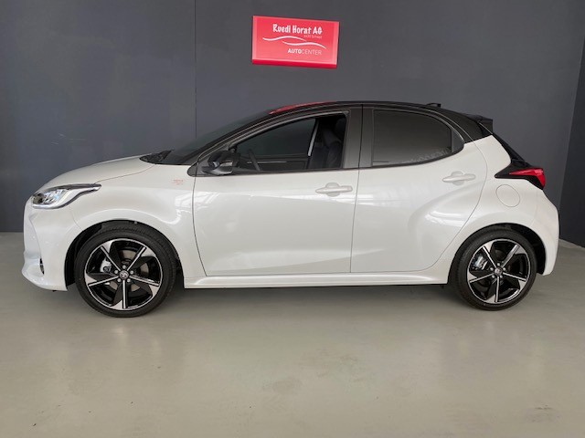 TOYOTA Yaris 1.5 VVT-i HSD Premium-image-2