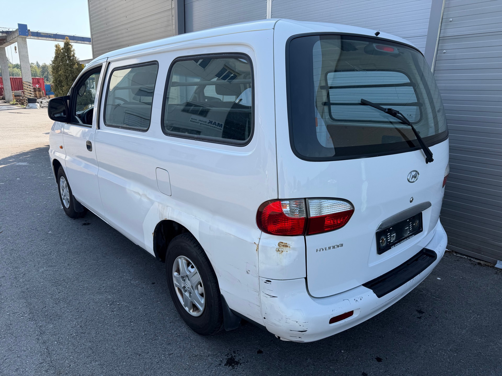 HYUNDAI H-1 Deluxe 2.4-showroom-element-3