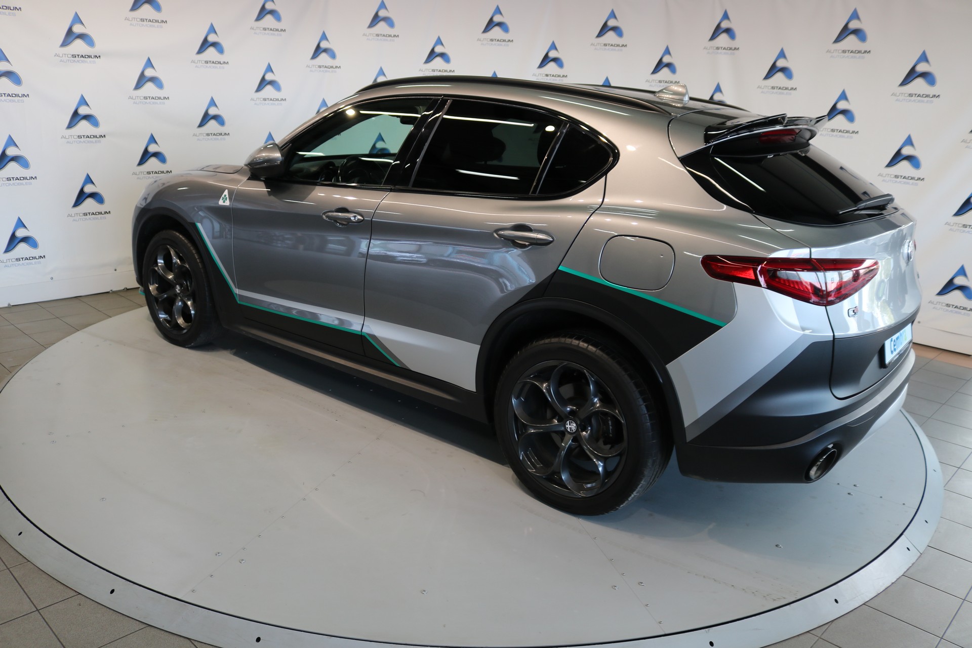 ALFA ROMEO Stelvio 2.0 Executive Q4 Automatic-image-16