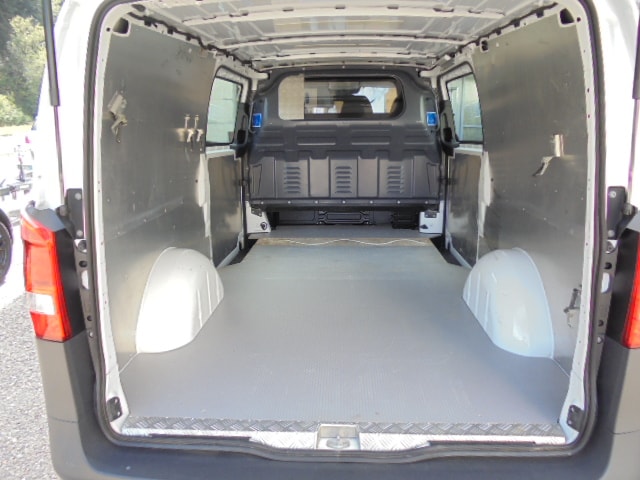 MERCEDES-BENZ Vito 114 CDI Extralang 9G-Tronic 4M Base-image-12