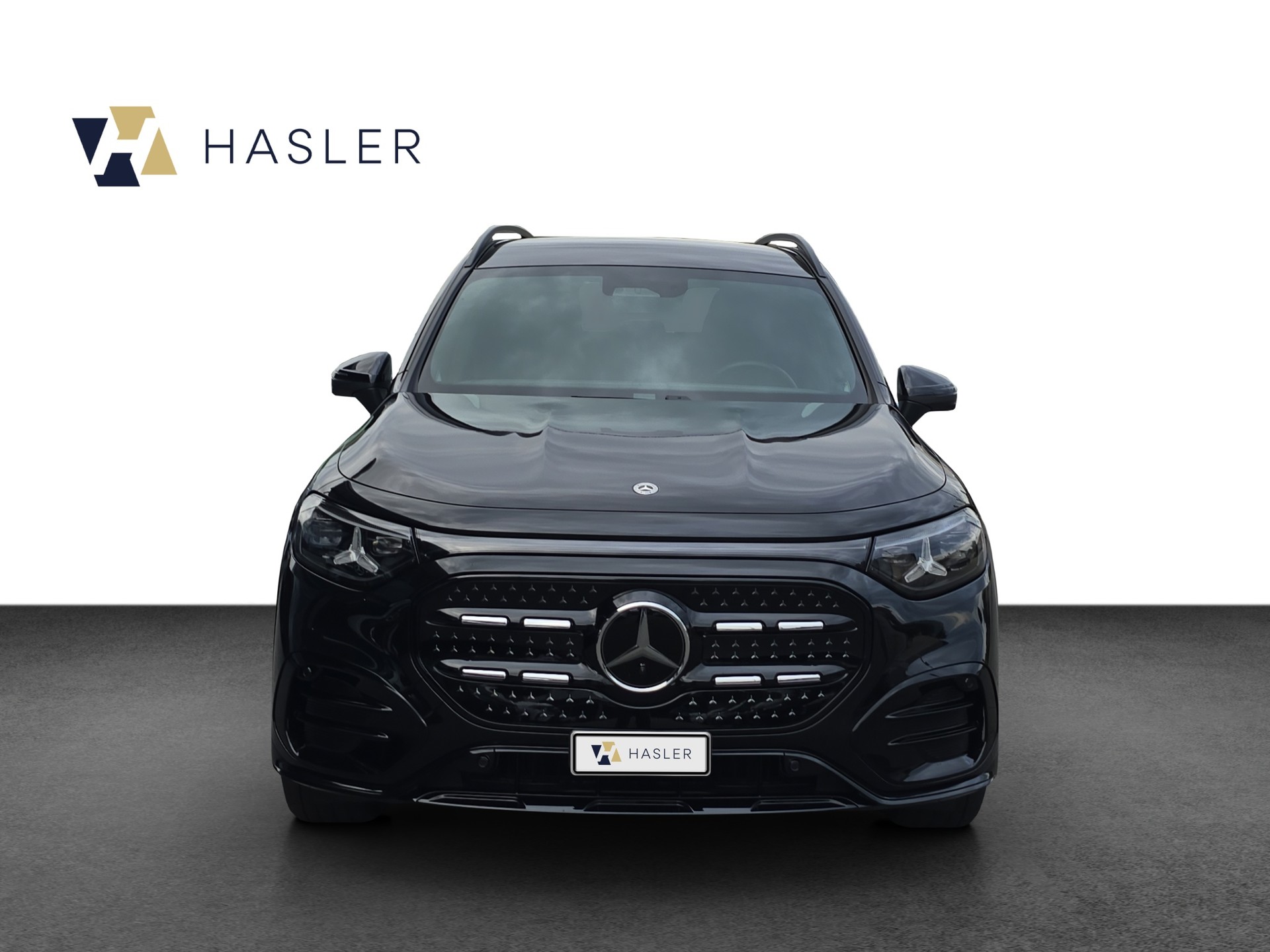 MERCEDES-BENZ GLB 350 4Matic with EQ Technology-showroom-element-1