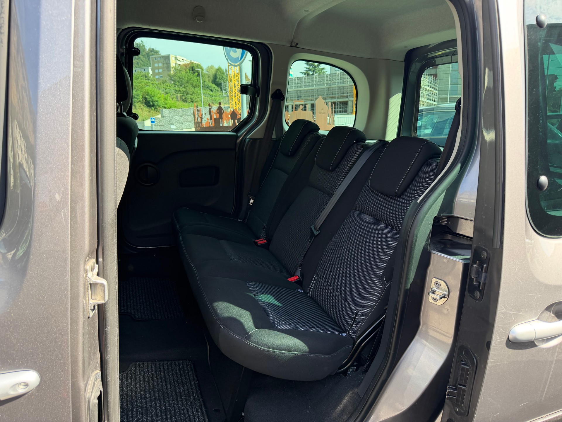 RENAULT Kangoo 1.2 16V Turbo Limited-image-12