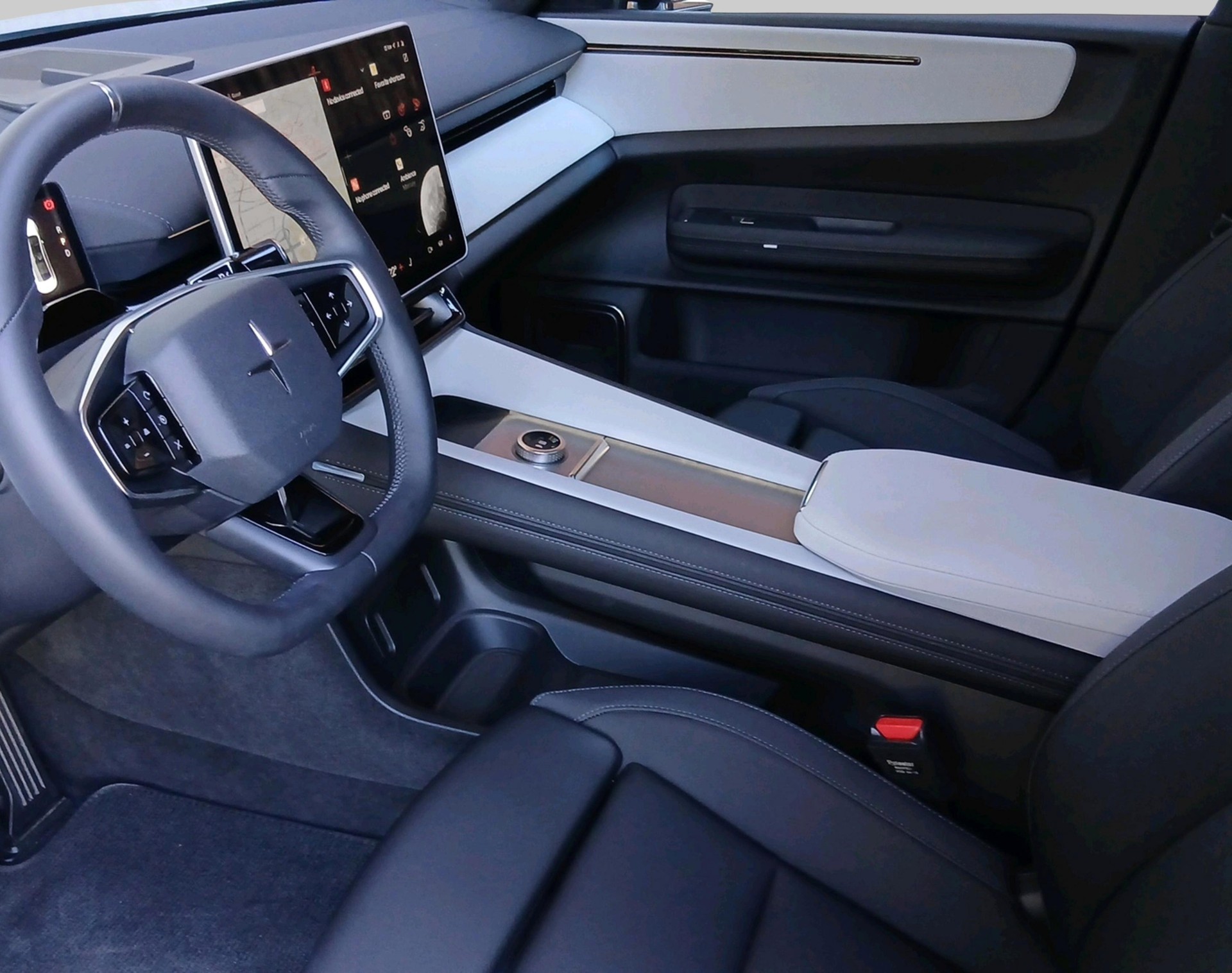POLESTAR 4 Long Range Dual Motor Prime-image-2