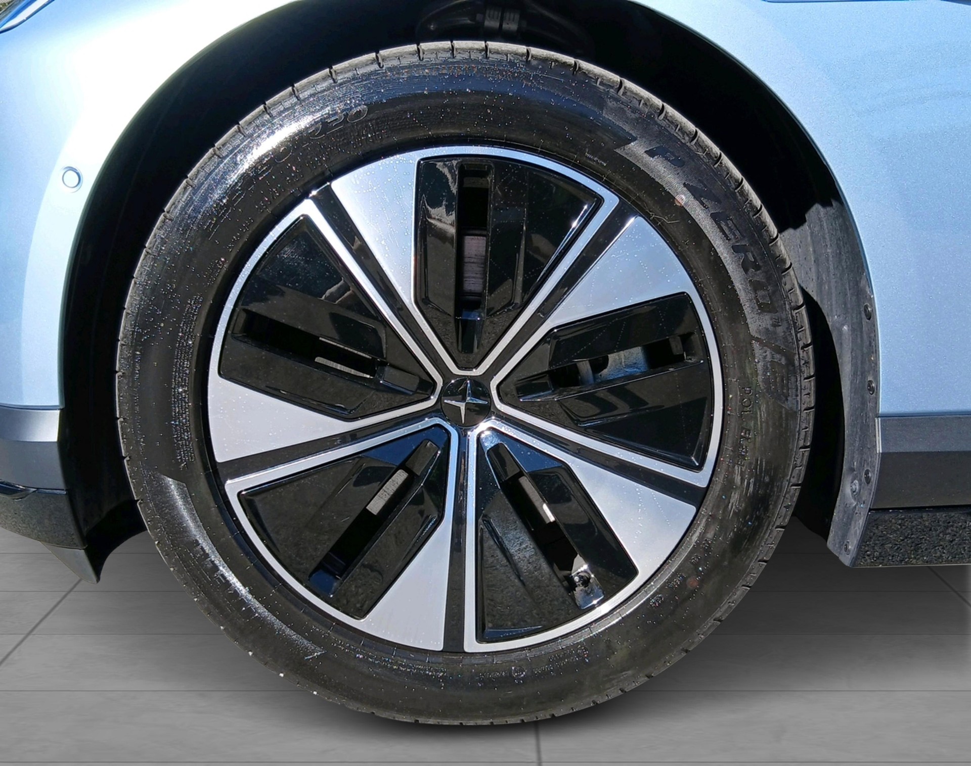 POLESTAR 4 Long Range Dual Motor Prime-image-10