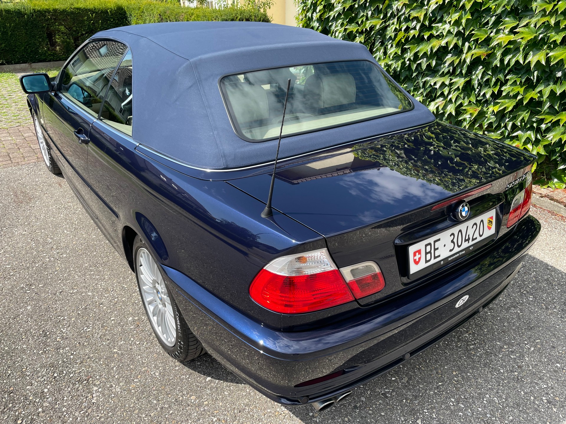 BMW 330CI-image-3