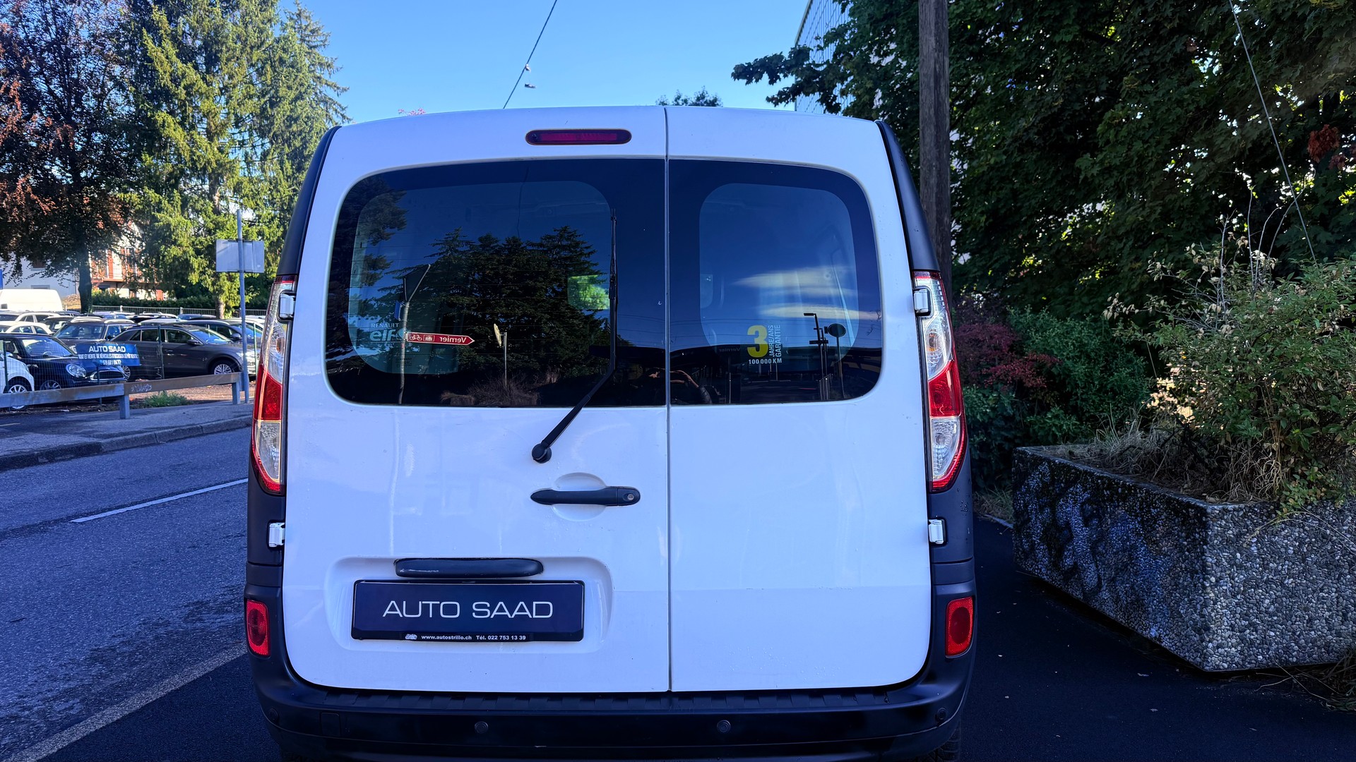 RENAULT Kangoo Medium 1.6 105 Business A-image-3