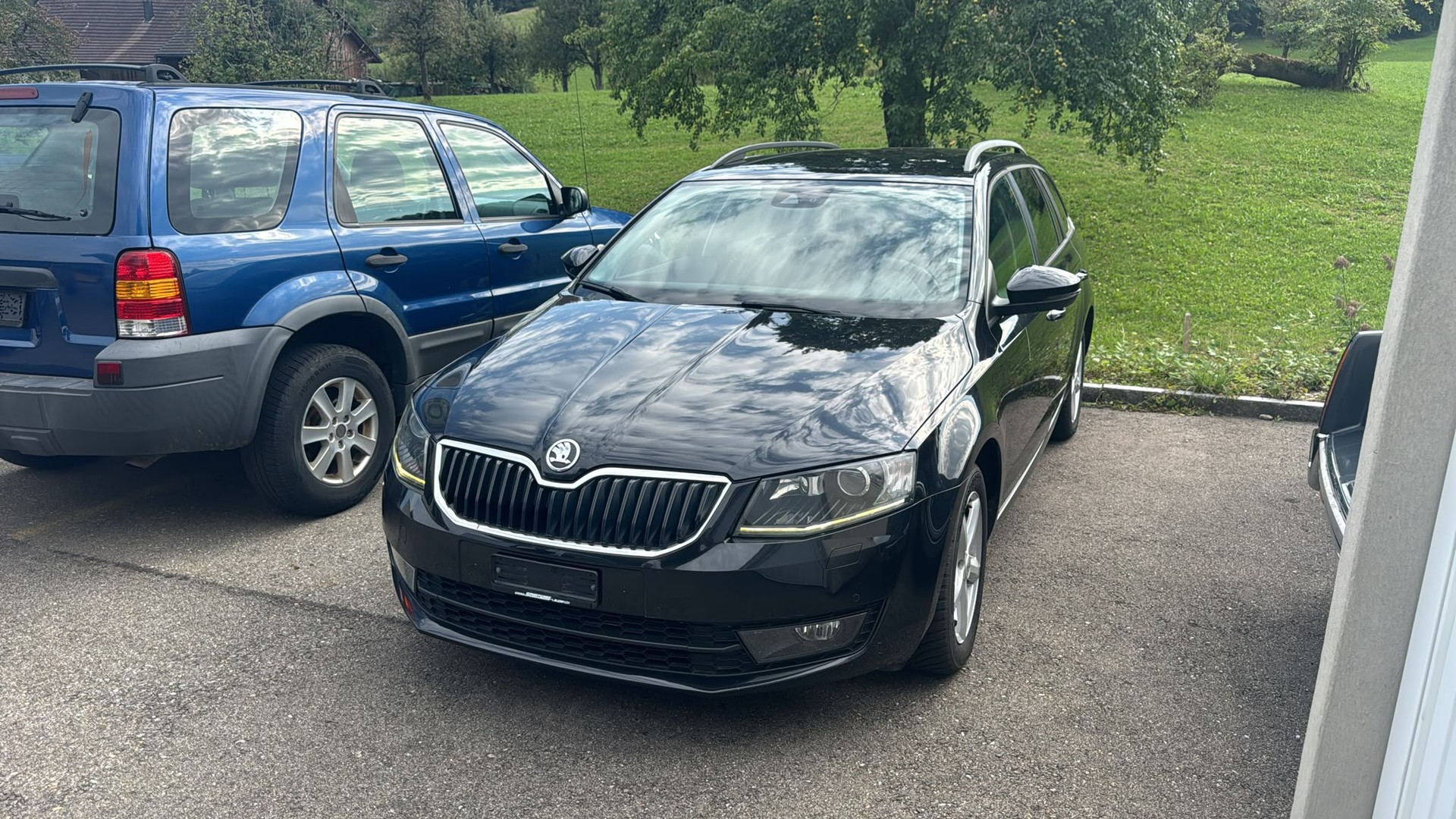 SKODA Octavia Combi 1.8 TSI Fresh 4x4 DSG-image-1