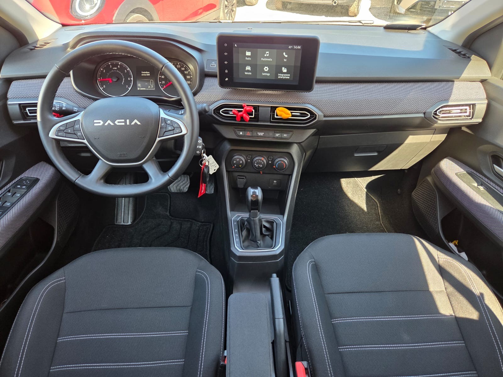 DACIA Sandero TCe 90 Expression CVT-image-9