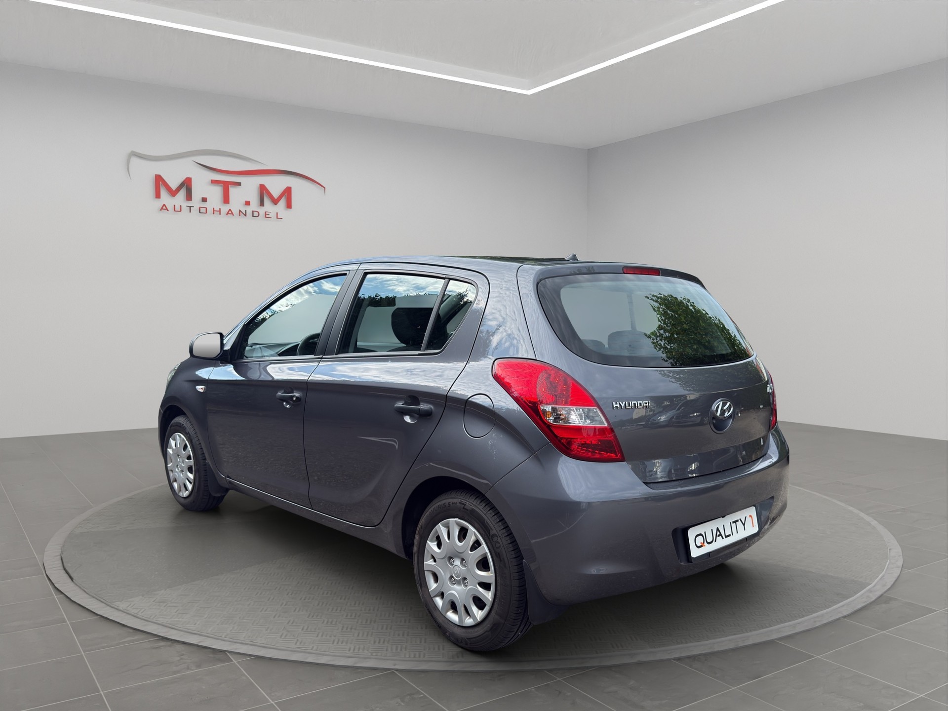 HYUNDAI i20 1.2 Comfort-image-8