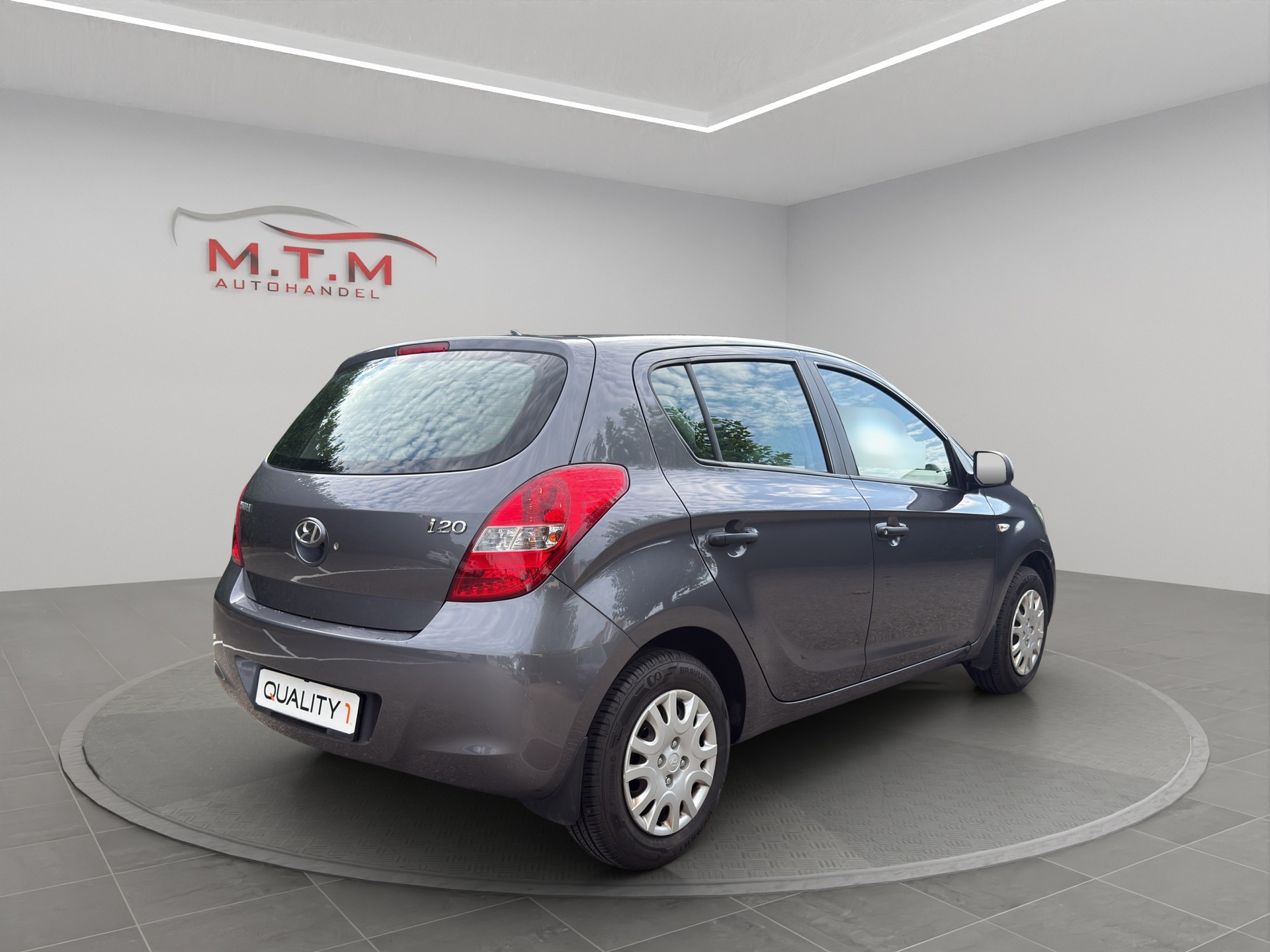 HYUNDAI i20 1.2 Comfort-image-11