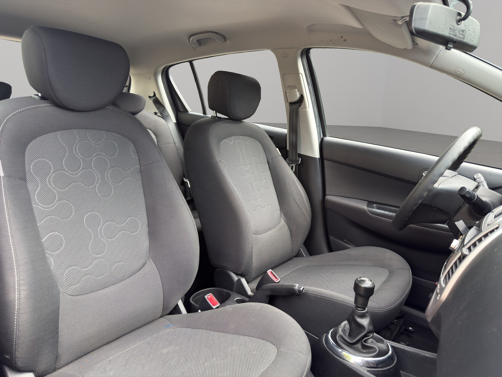 HYUNDAI i20 1.2 Comfort-image-21