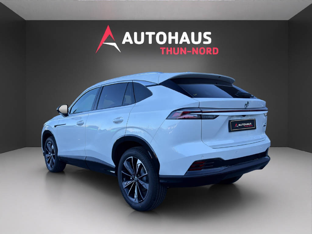 MG HS 1.5 Hybrid Luxury-image-2
