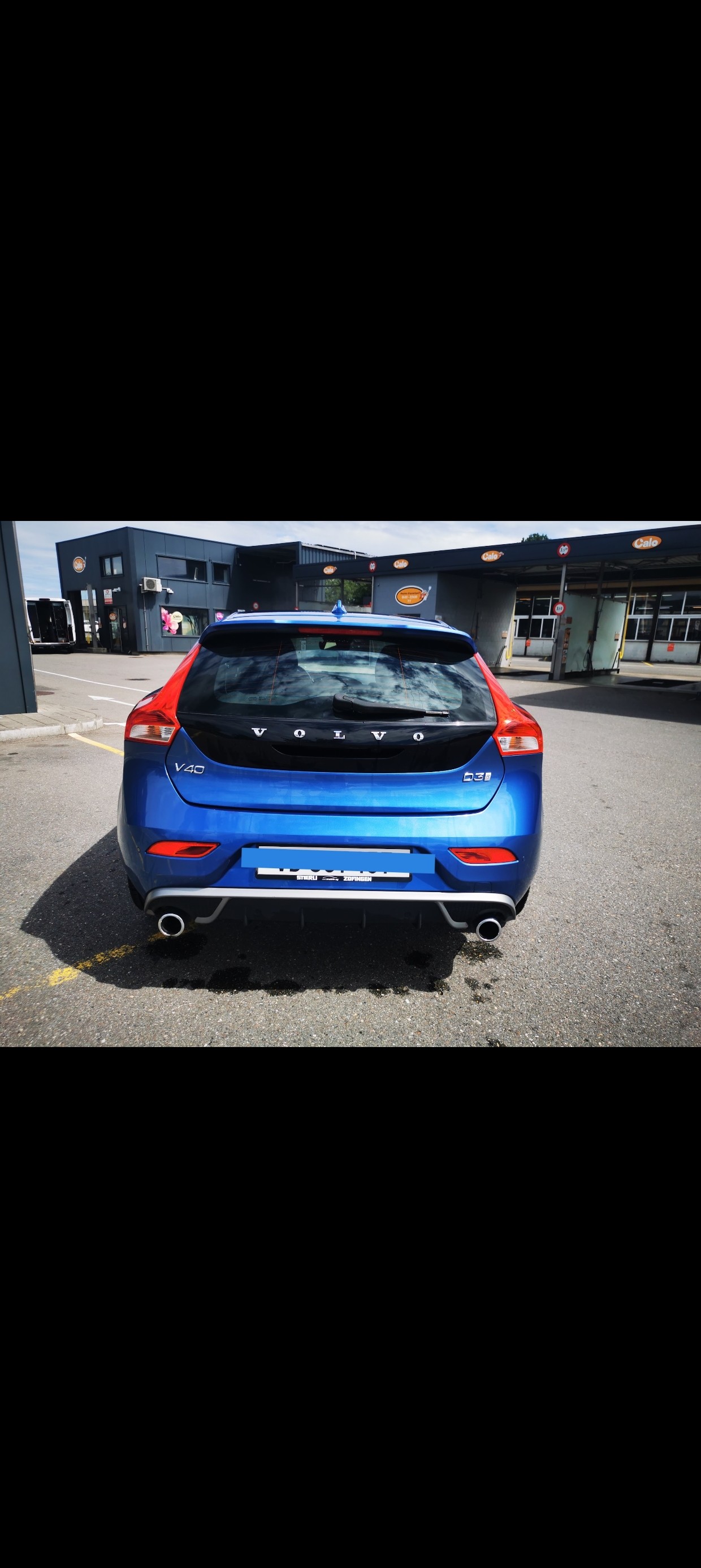 VOLVO 2.0 D3 R-Design S/S-image-2