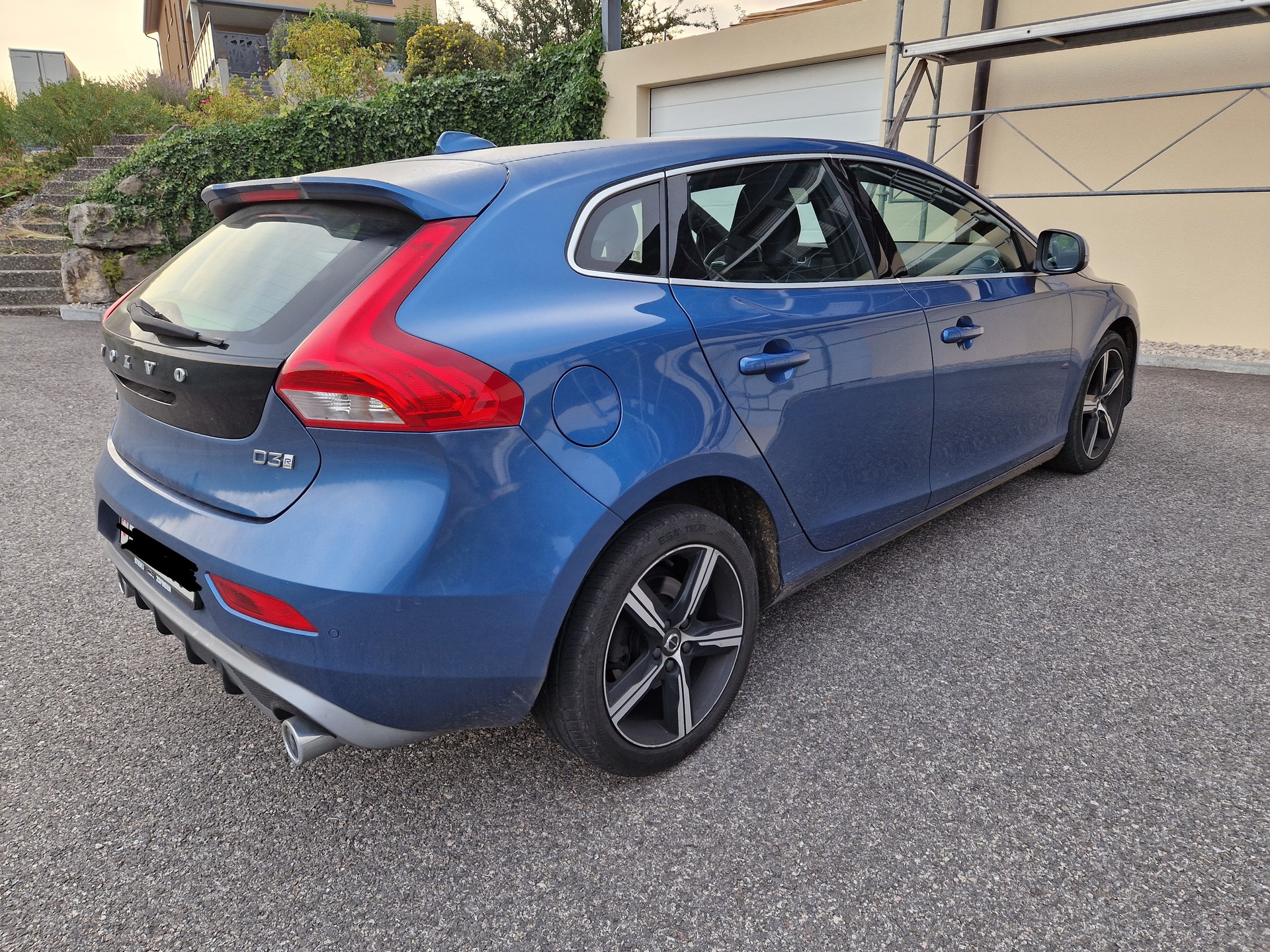 VOLVO 2.0 D3 R-Design S/S-image-7