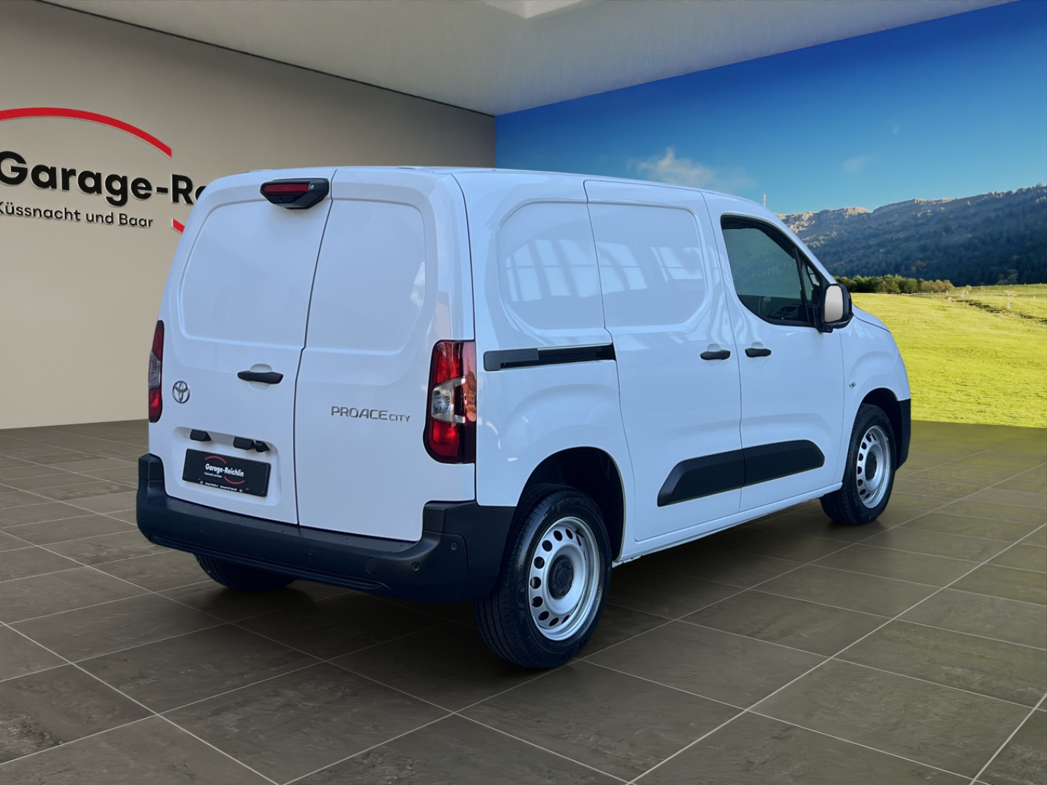 TOYOTA PROACE CITY Van L1 1.5 D Advanced-image-4